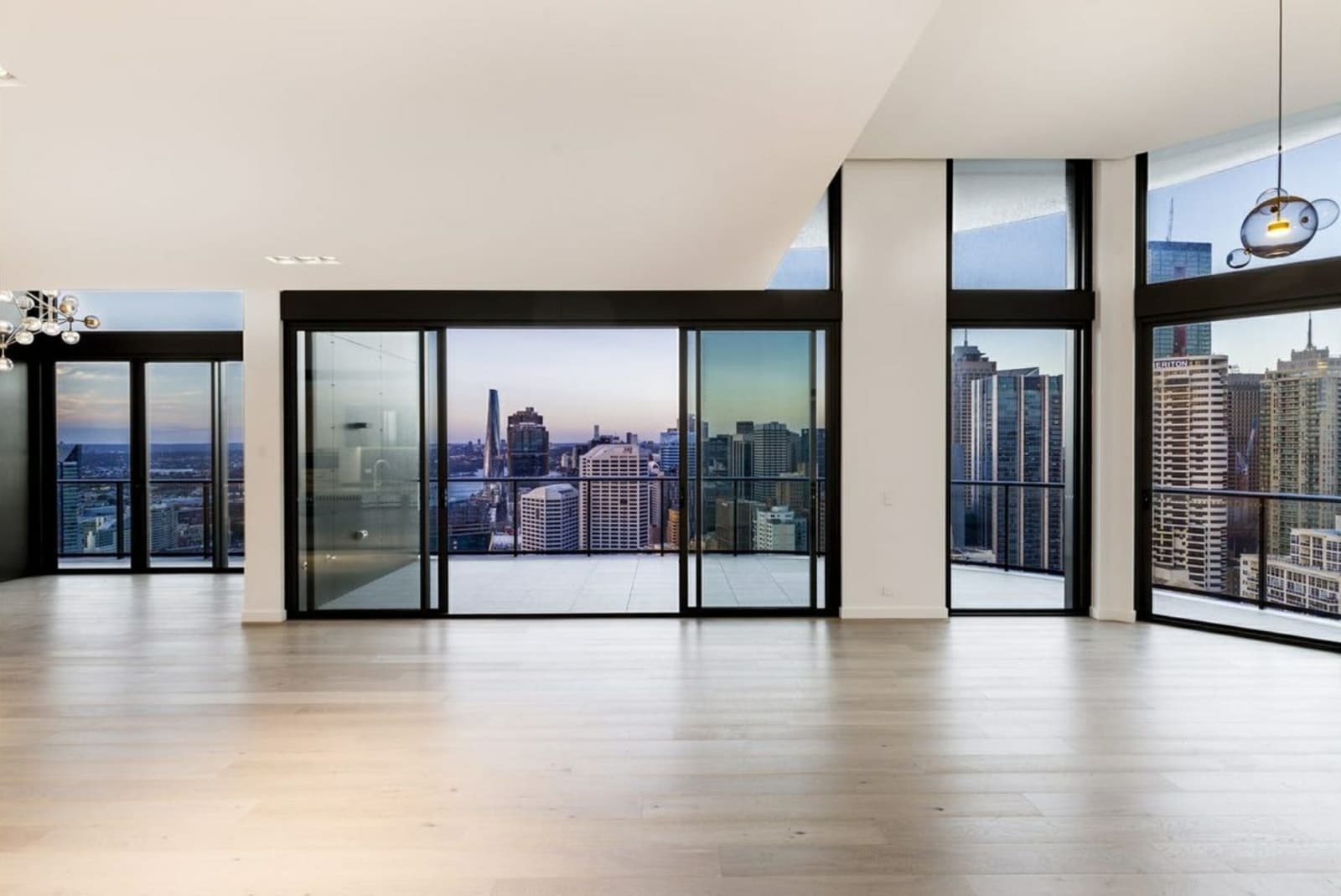 4002/81 Harbour Street,Haymarket, Haymarket - Thumbnail 2