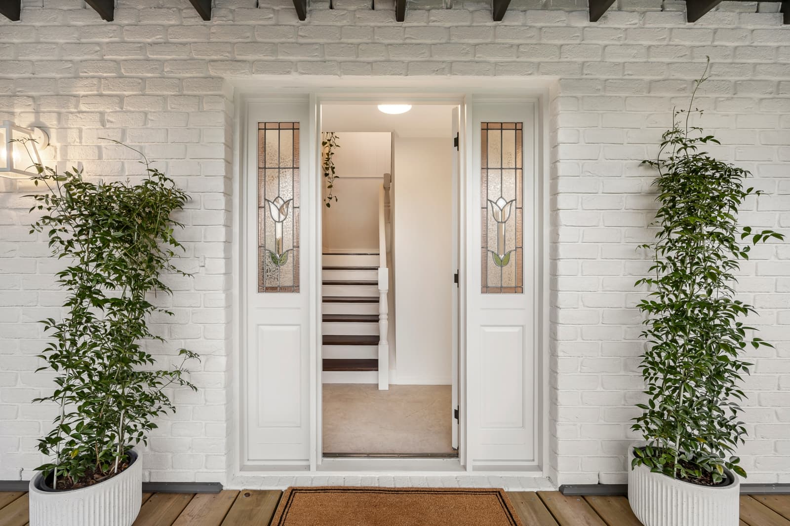 8 Gilia Court, Indooroopilly - Thumbnail 3
