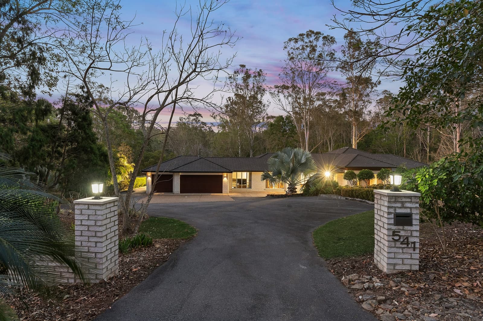 541 Brookfield Road,Kenmore Hills, Kenmore Hills - Image 1