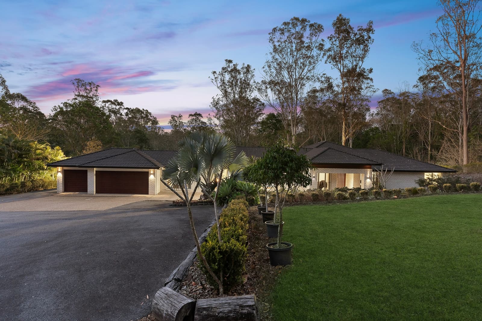 541 Brookfield Road,Kenmore Hills, Kenmore Hills - Thumbnail 2
