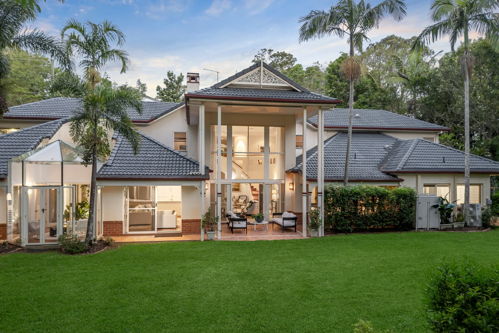 72 Tristania Road,Chapel Hill, Chapel Hill - Image 1