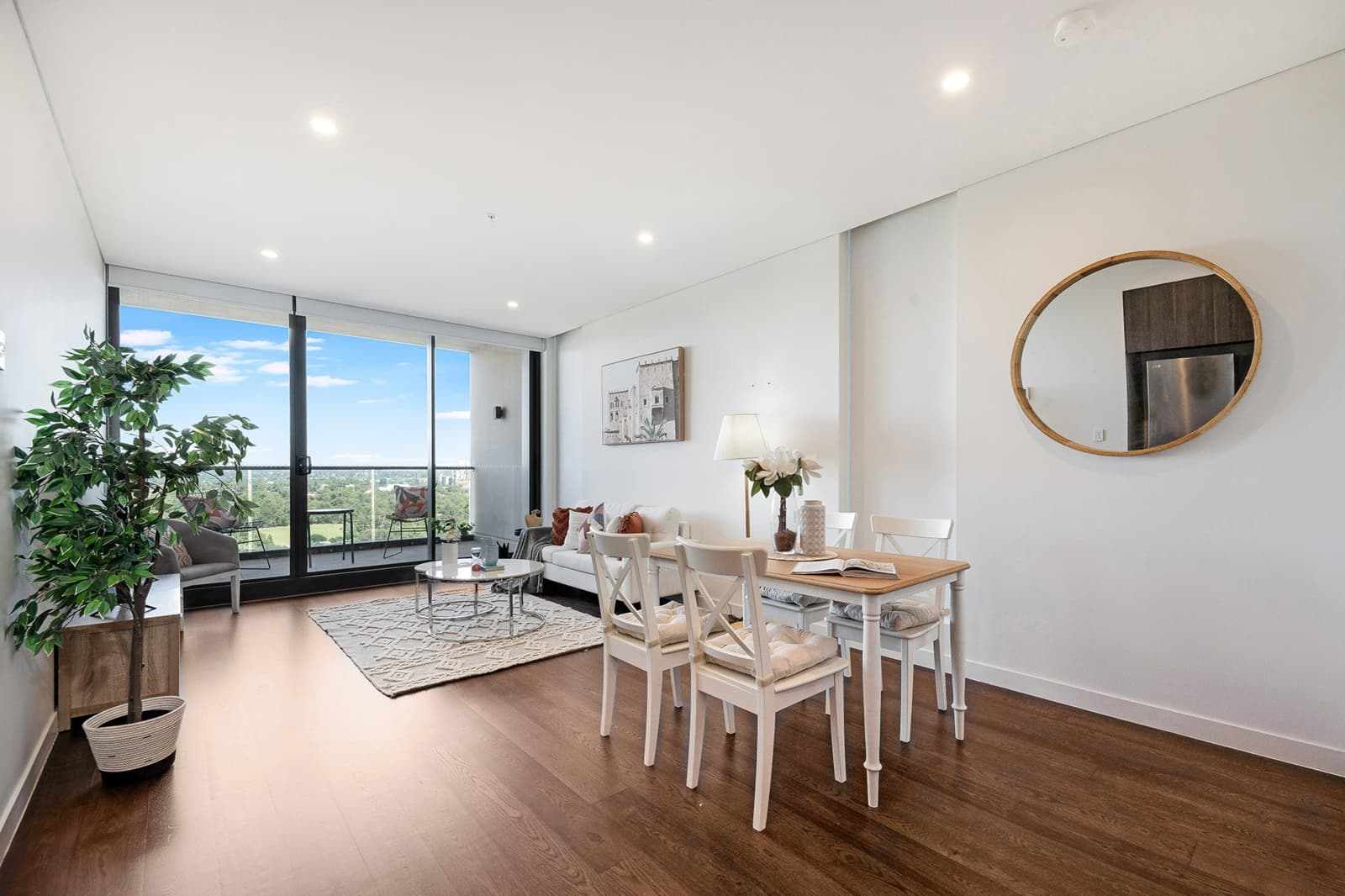 2304/12 Phillip Street,Parramatta, Parramatta - Thumbnail 3