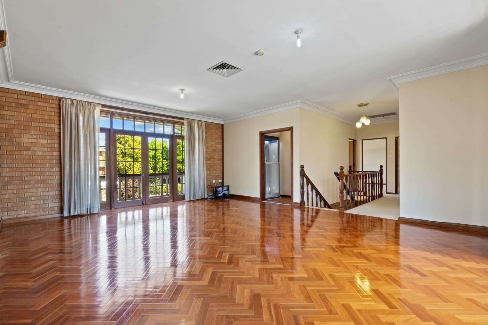 4 Parker Street,Kings Langley, Kings Langley - Thumbnail 7