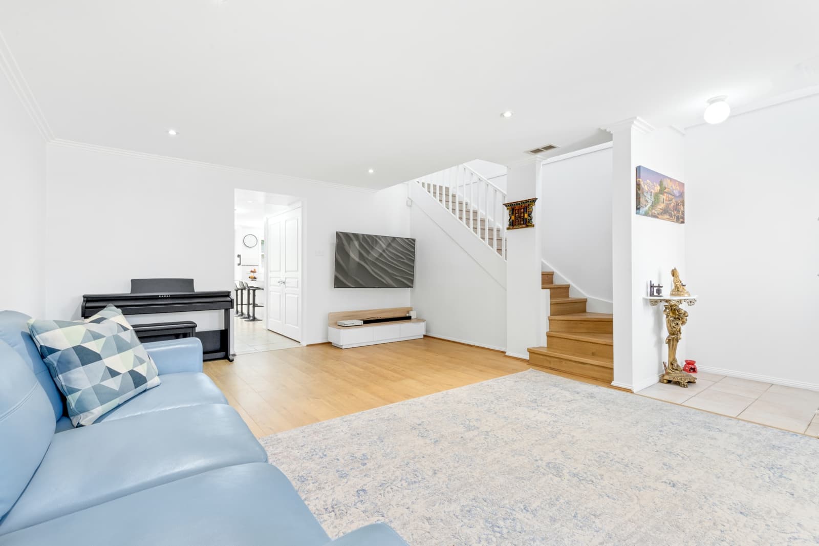 14 Governors Way,Oatlands, Oatlands - Thumbnail 3