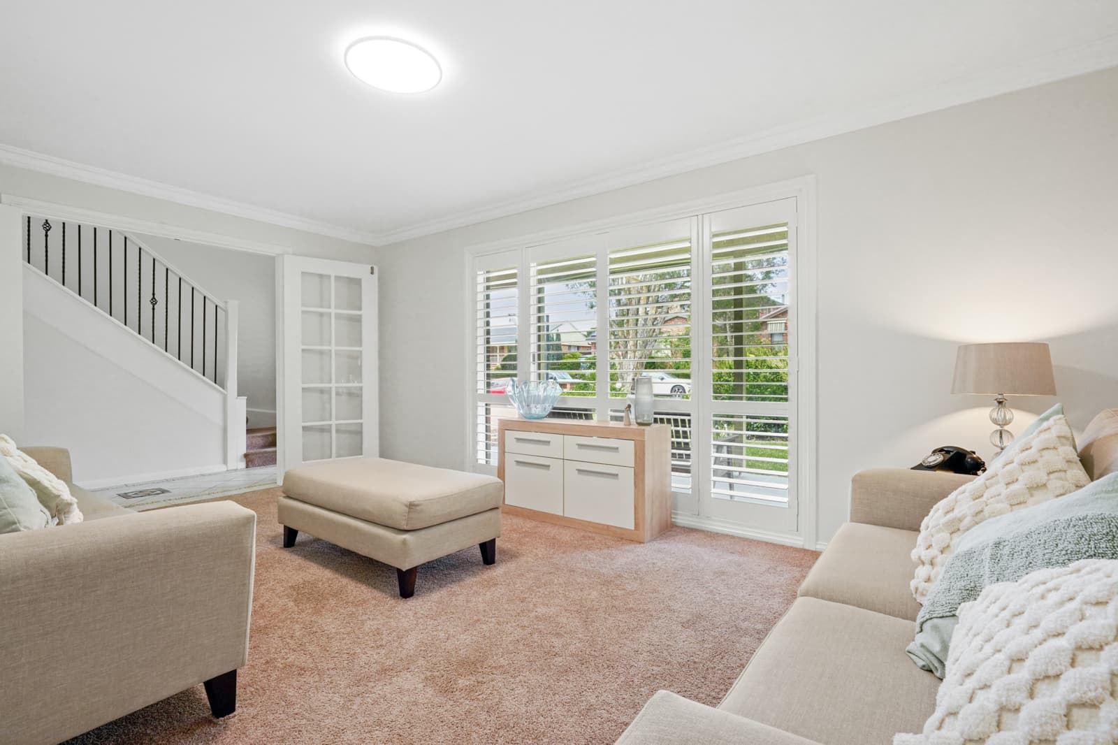 68 Rosina Crescent,Kings Langley, Kings Langley - Thumbnail 2