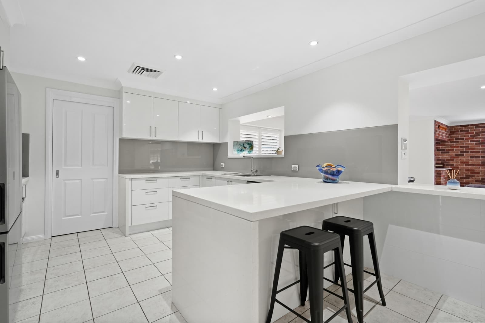 68 Rosina Crescent,Kings Langley, Kings Langley - Thumbnail 4