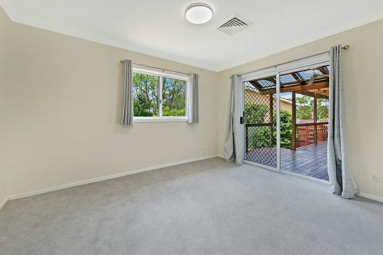 26 Leysdown Avenue,North Rocks, North Rocks - Thumbnail 3