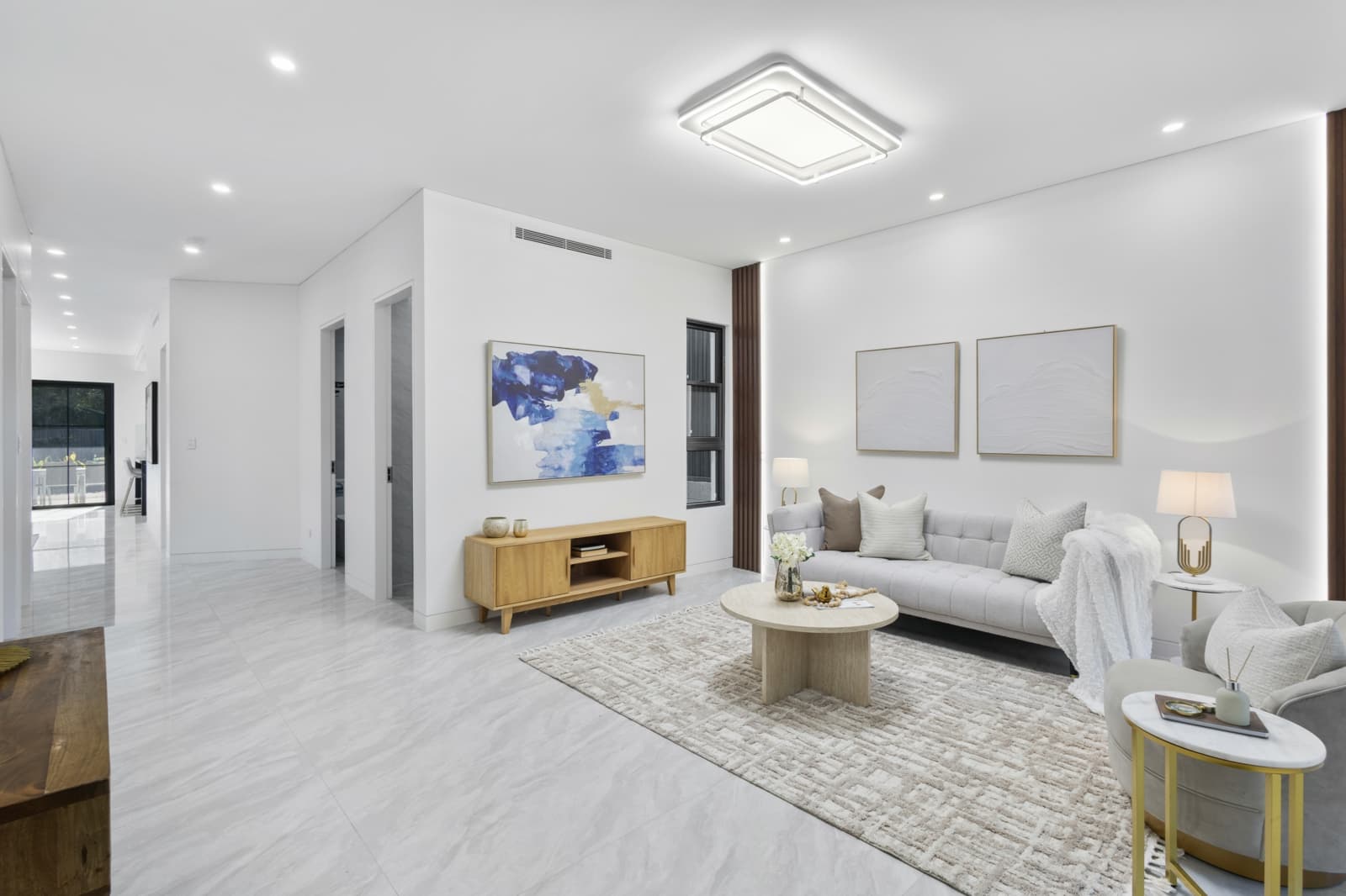51 Mobbs Lane,Carlingford, Carlingford - Thumbnail 2