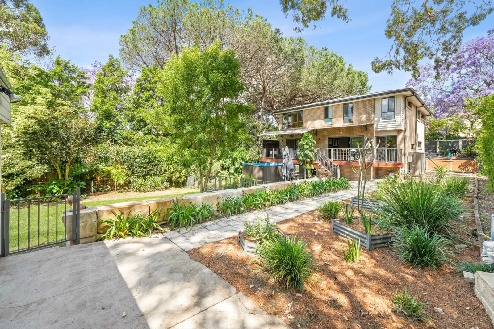78 Carlingford Road,Epping, Epping - Thumbnail 2