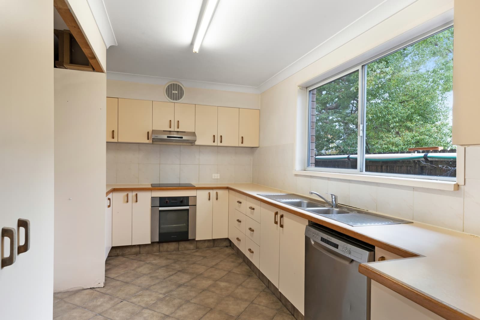536 Pacific Highway,Mount Colah, Mount Colah - Thumbnail 5