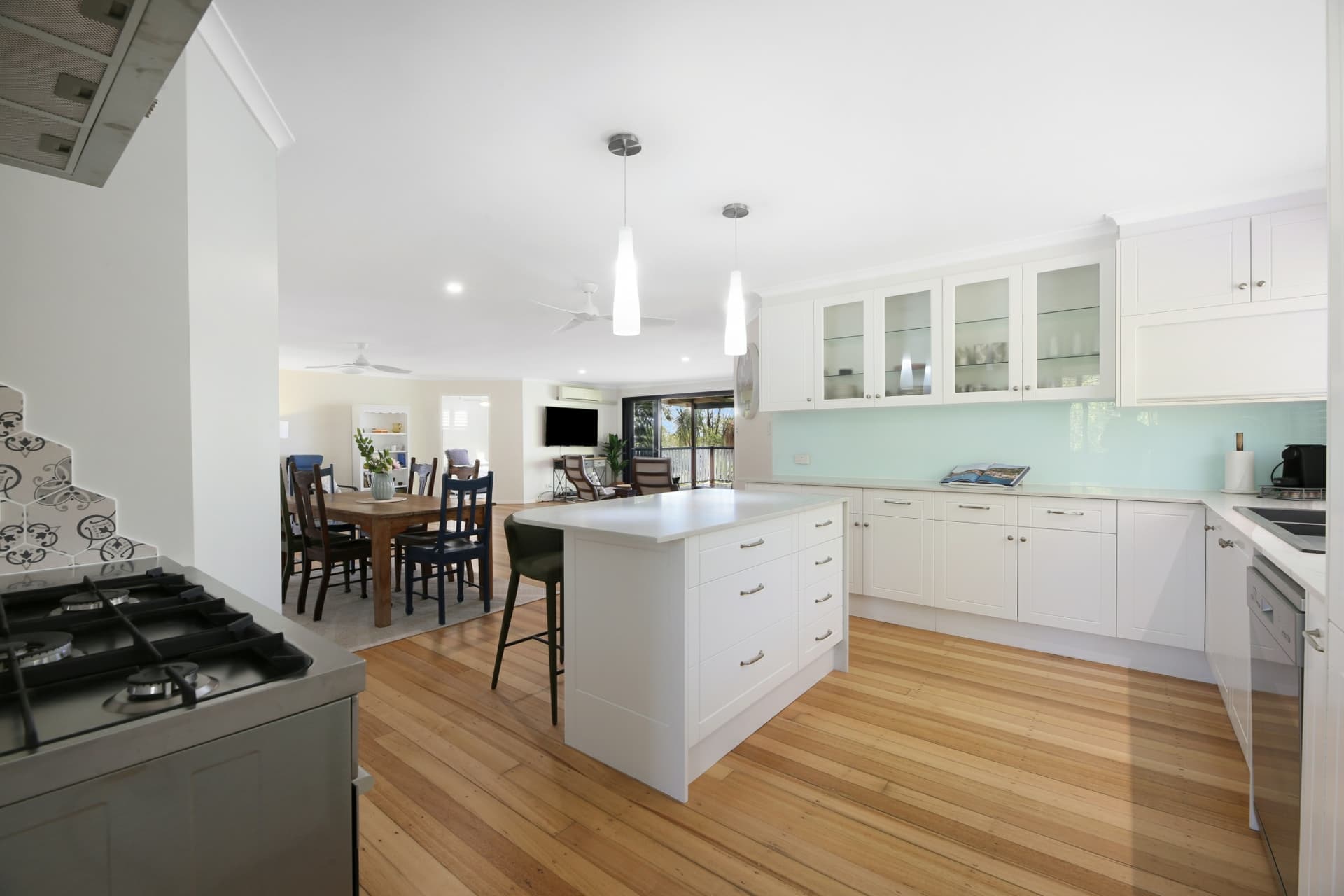 10 Erebus Court, Tamborine Mountain, Tamborine Mountain - Thumbnail 3