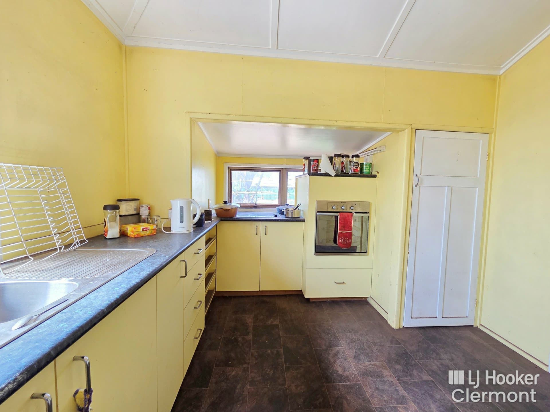 37 Haig Street, Clermont, Clermont - Thumbnail 6