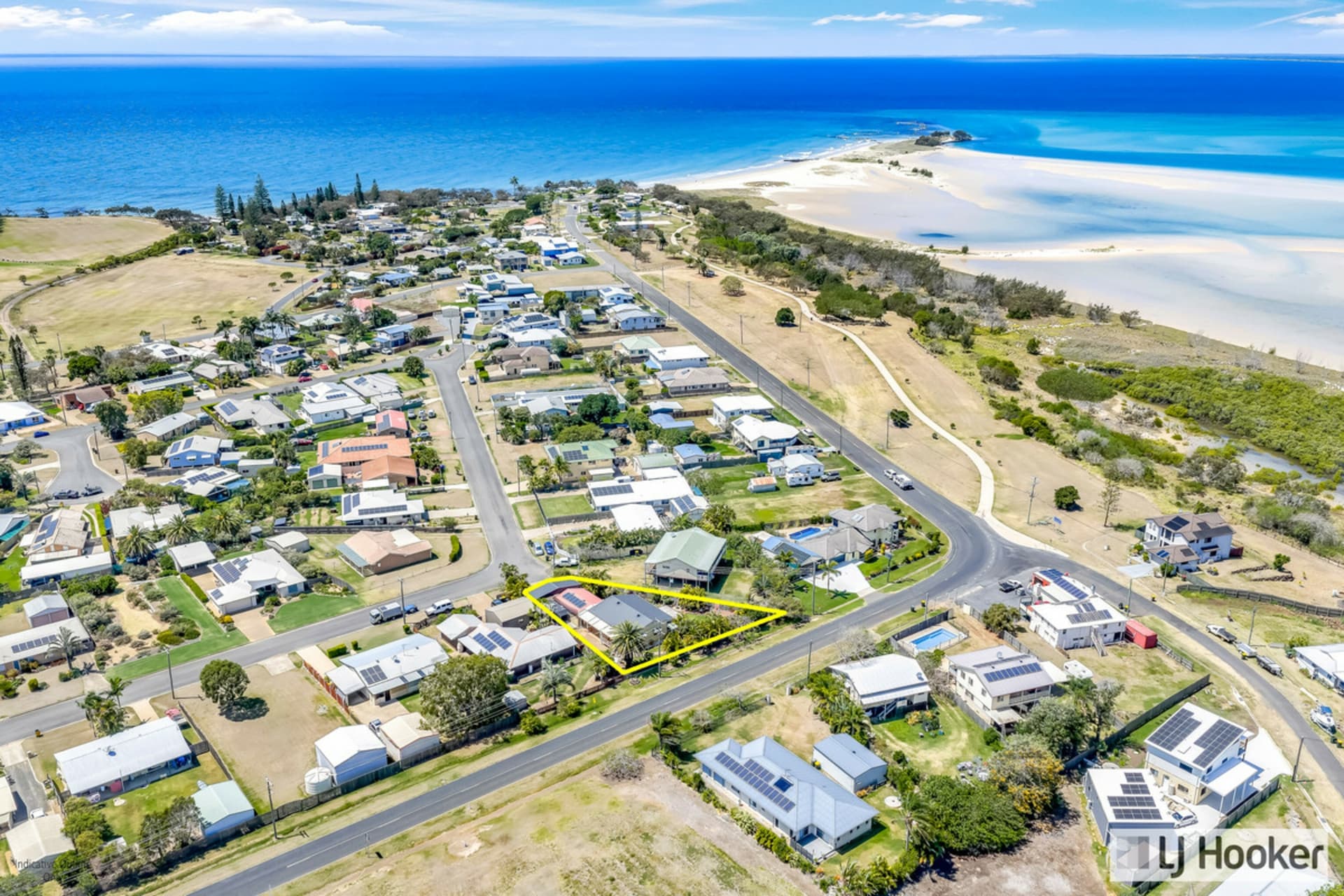 43 Blue Water Drive, Elliott Heads, Elliott Heads - Thumbnail 2