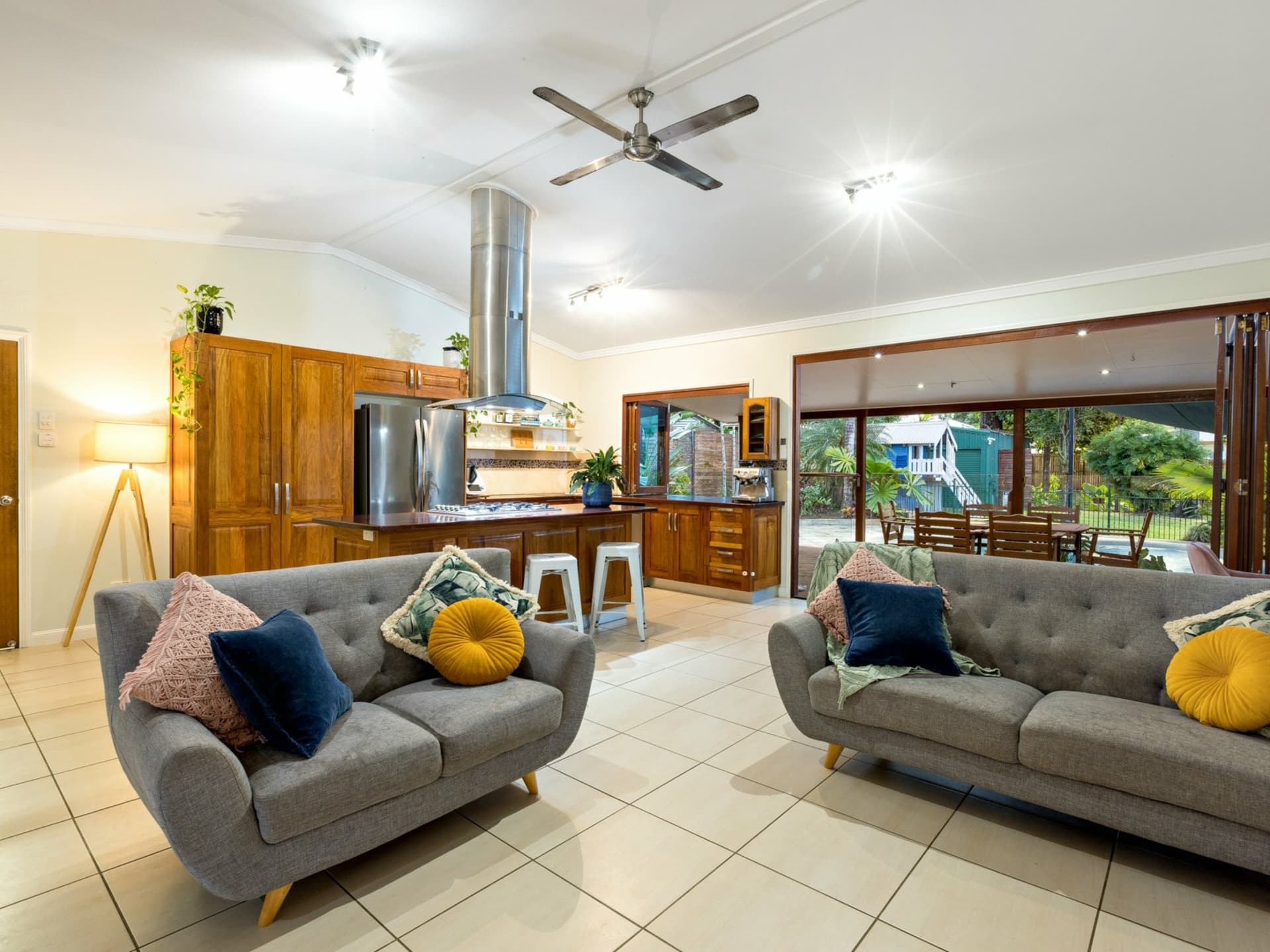 10 Dalgety Street, Stratford, Stratford - Thumbnail 4