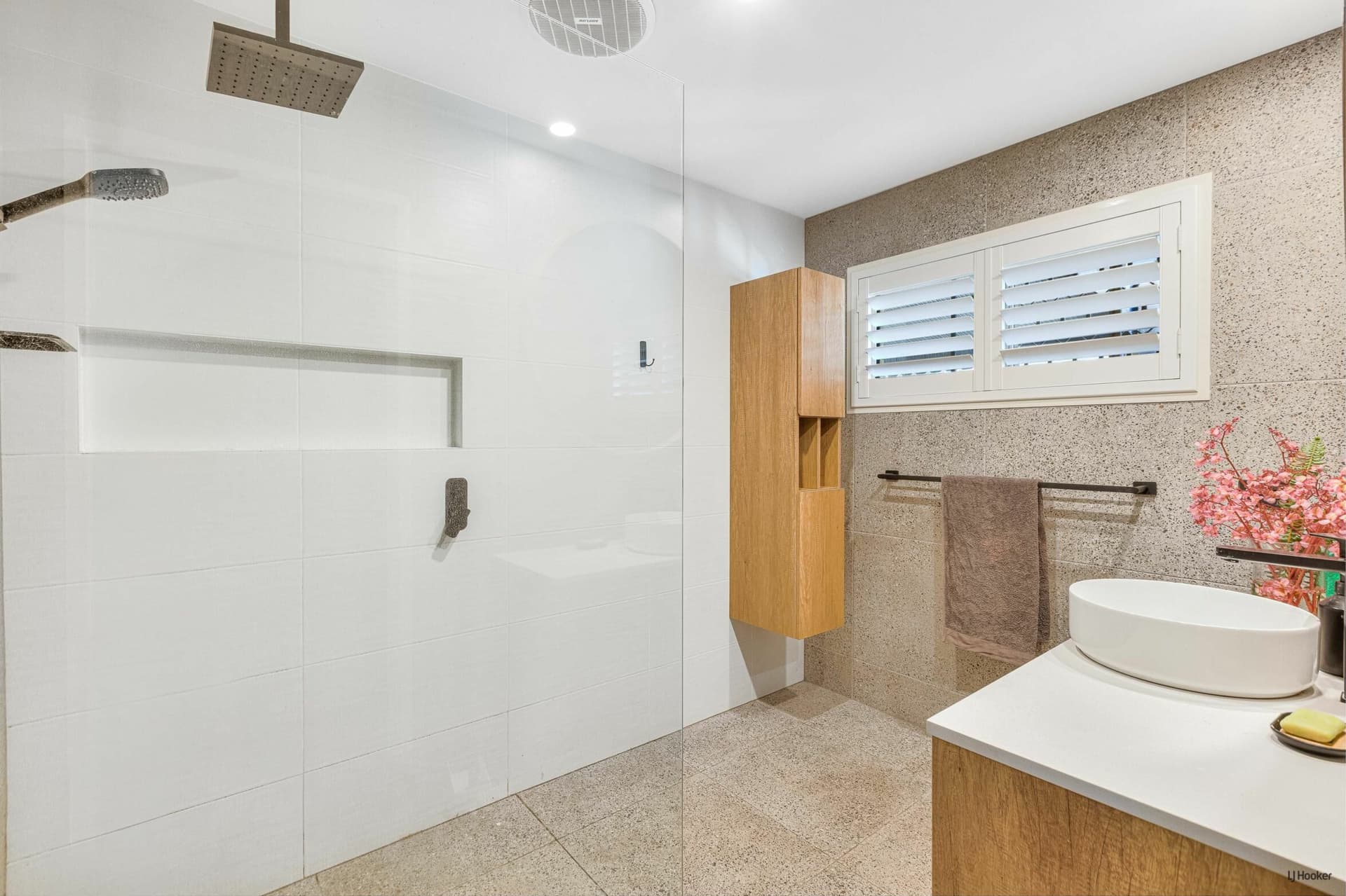 22 Bluegum Boulevard, Banora Point, Banora Point - Thumbnail 5