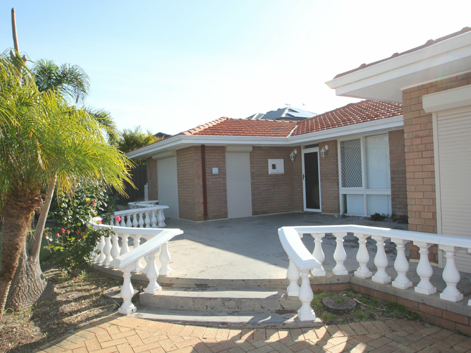 23 Burroughs Road, Karrinyup, Karrinyup - Thumbnail 2