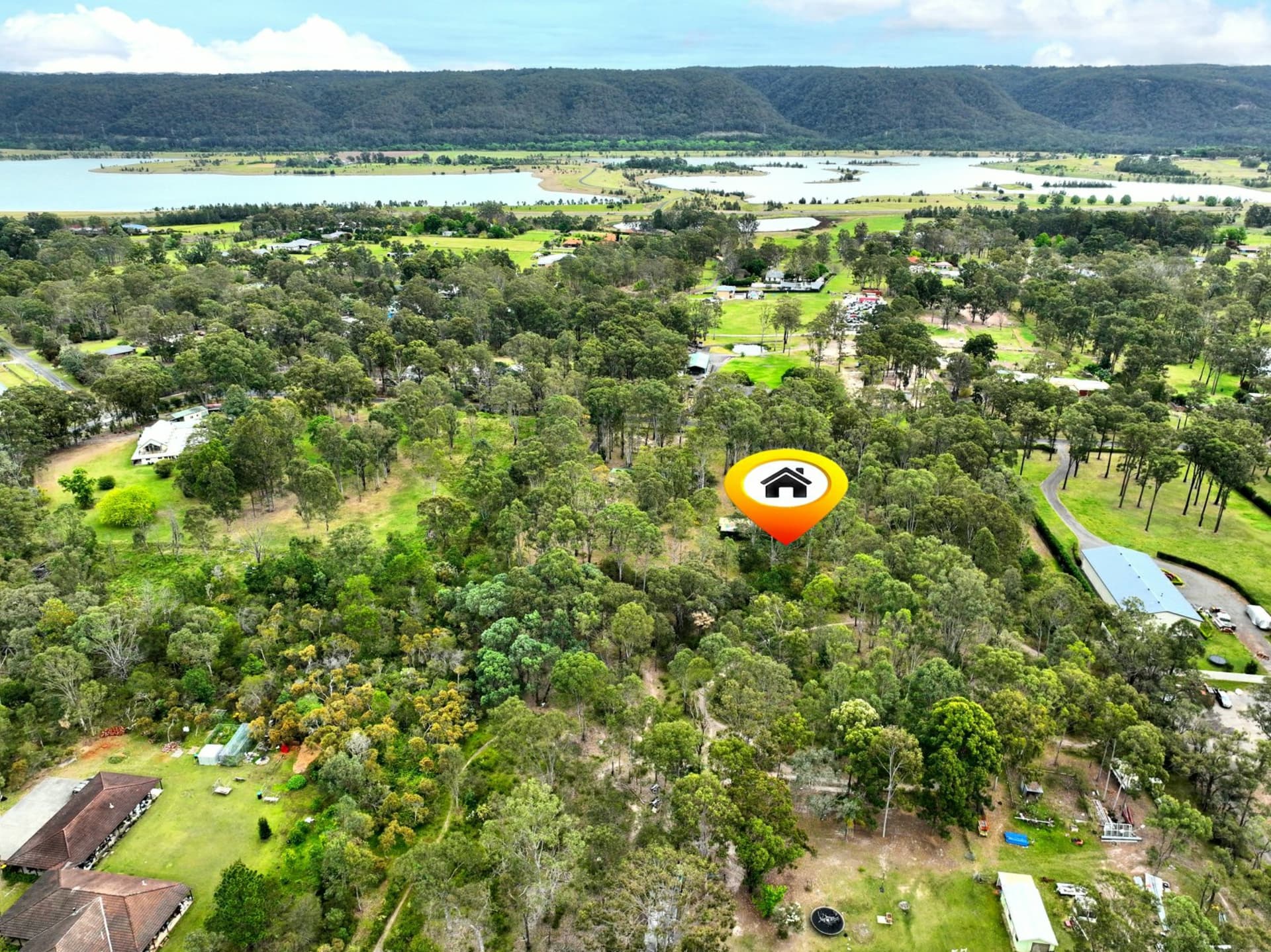 152-166 Sheredan Road, Castlereagh, Castlereagh - Image 1