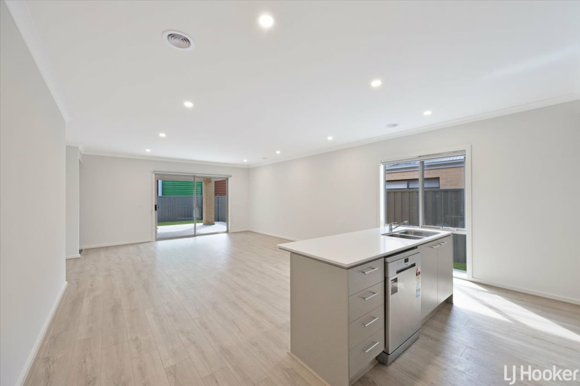 50 Sumac Street, Brookfield, Brookfield - Thumbnail 5