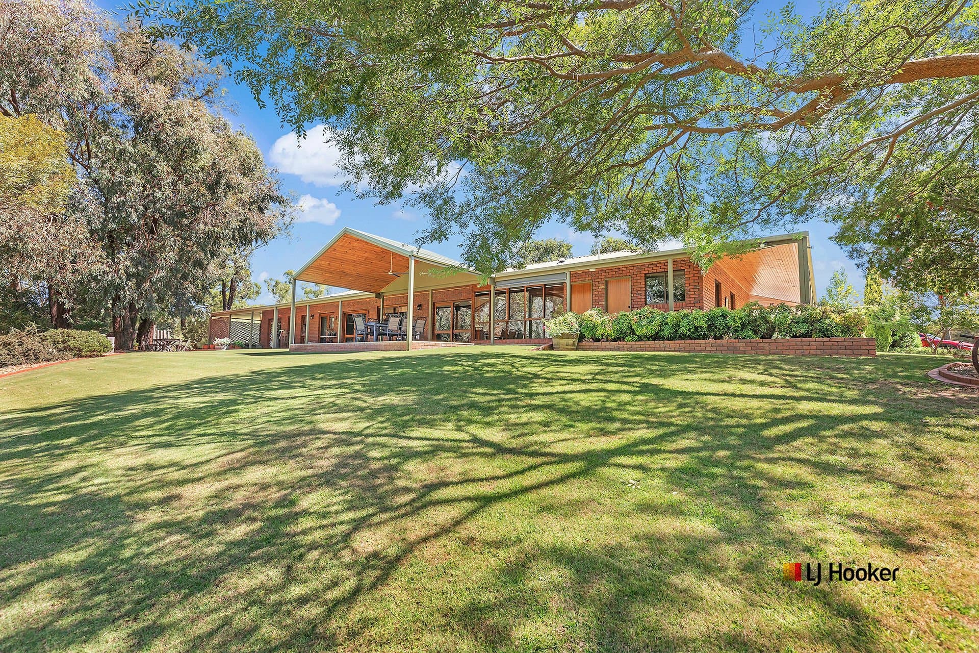 18 Clifton Street East, Mathoura, Mathoura - Thumbnail 3