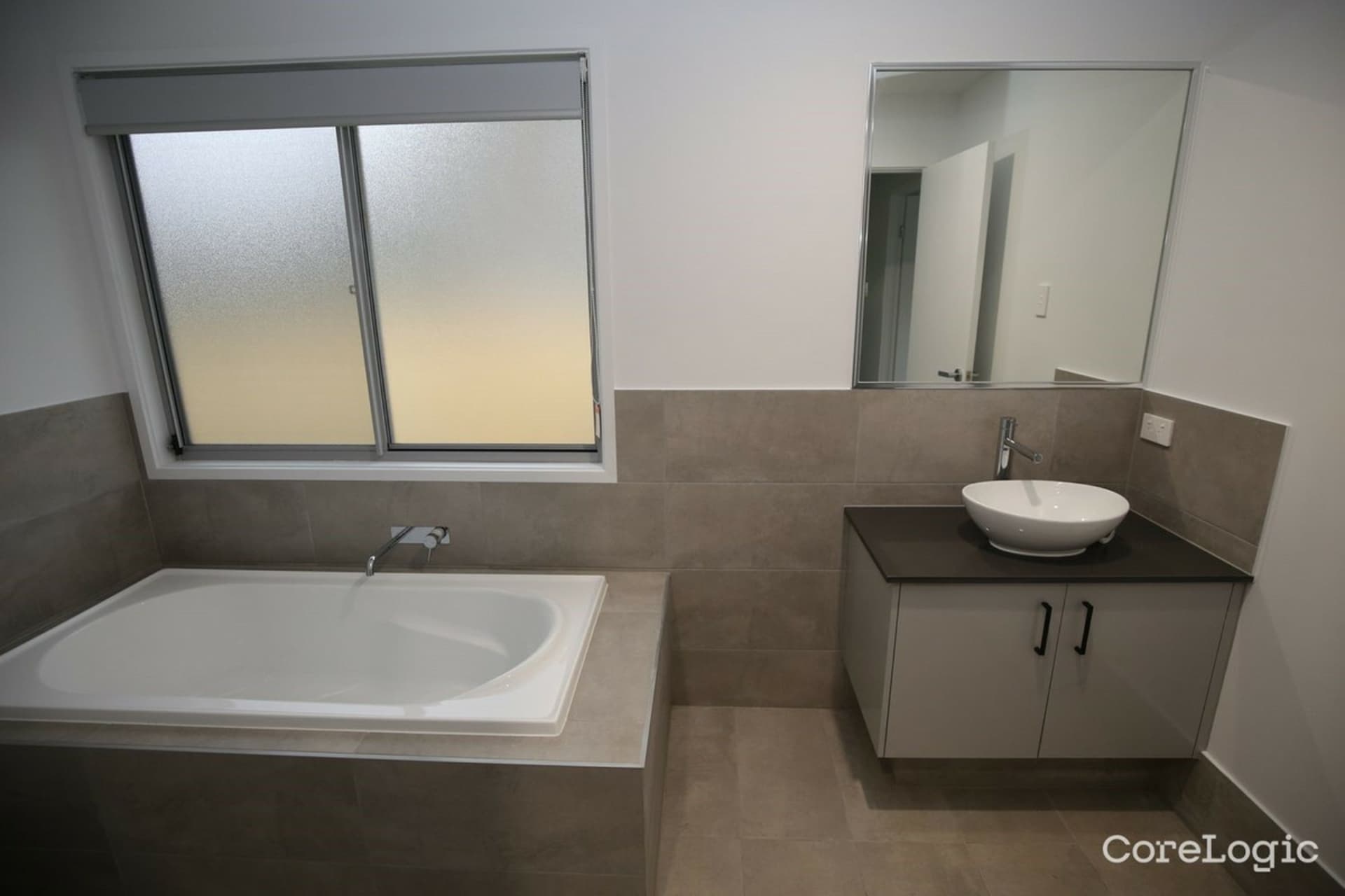 25 Rossi Avenue, Russell Island, Russell Island - Thumbnail 5