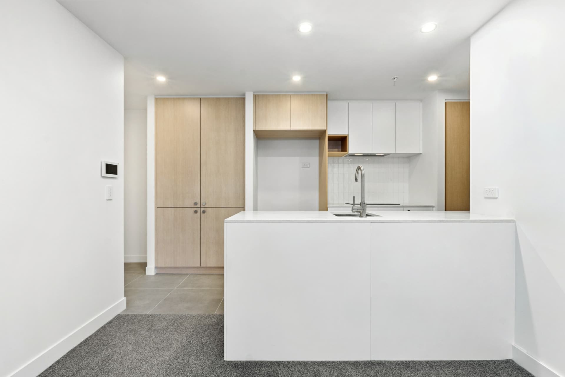 1106/2 Furzer Street, Phillip, Phillip - Image 1