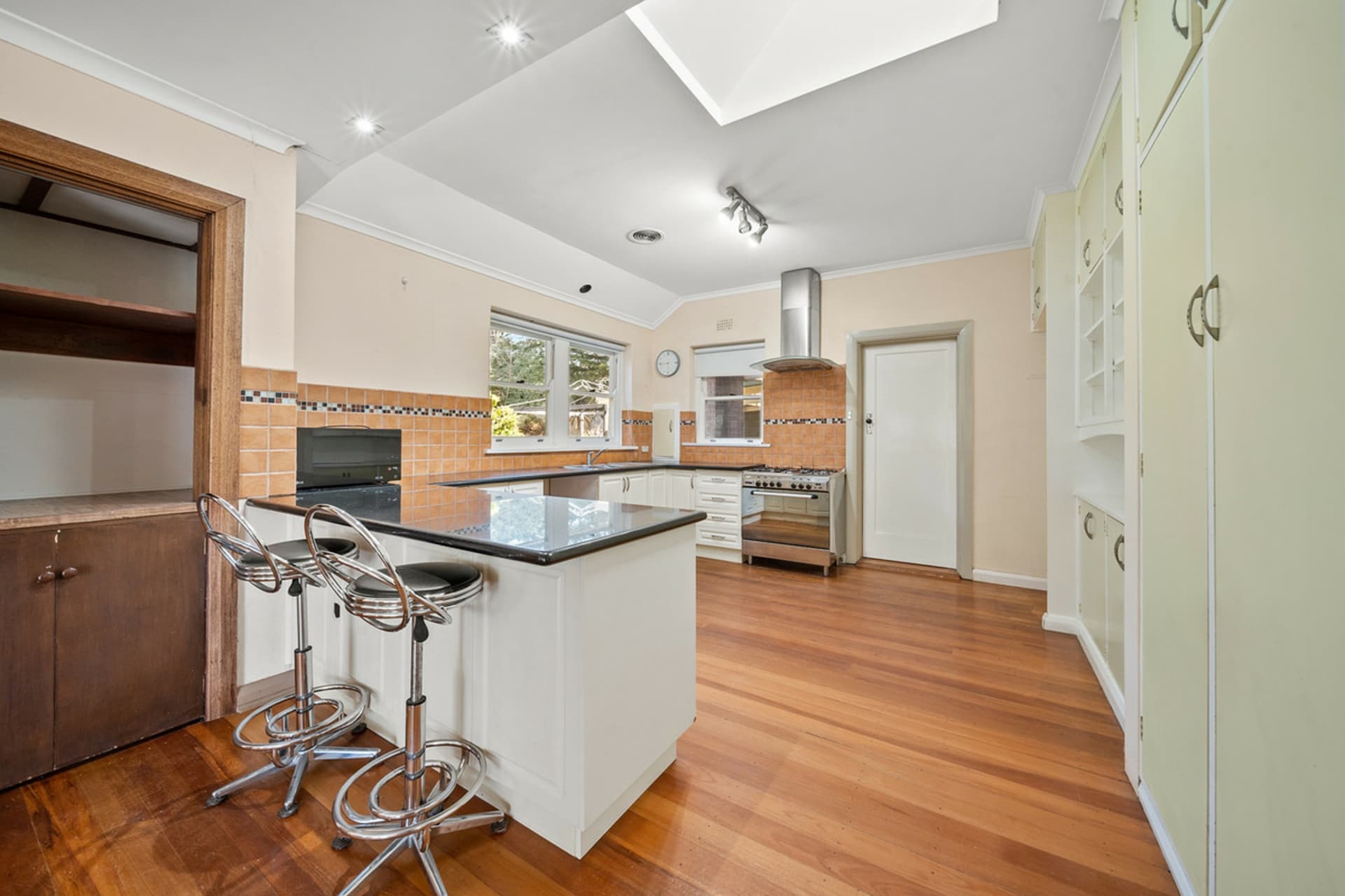 2 Tennyson Crescent, Forrest, Forrest - Thumbnail 3