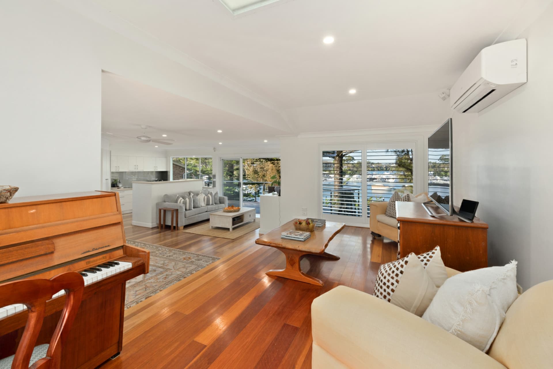 79 Irrubel Road, Newport, Newport - Thumbnail 8
