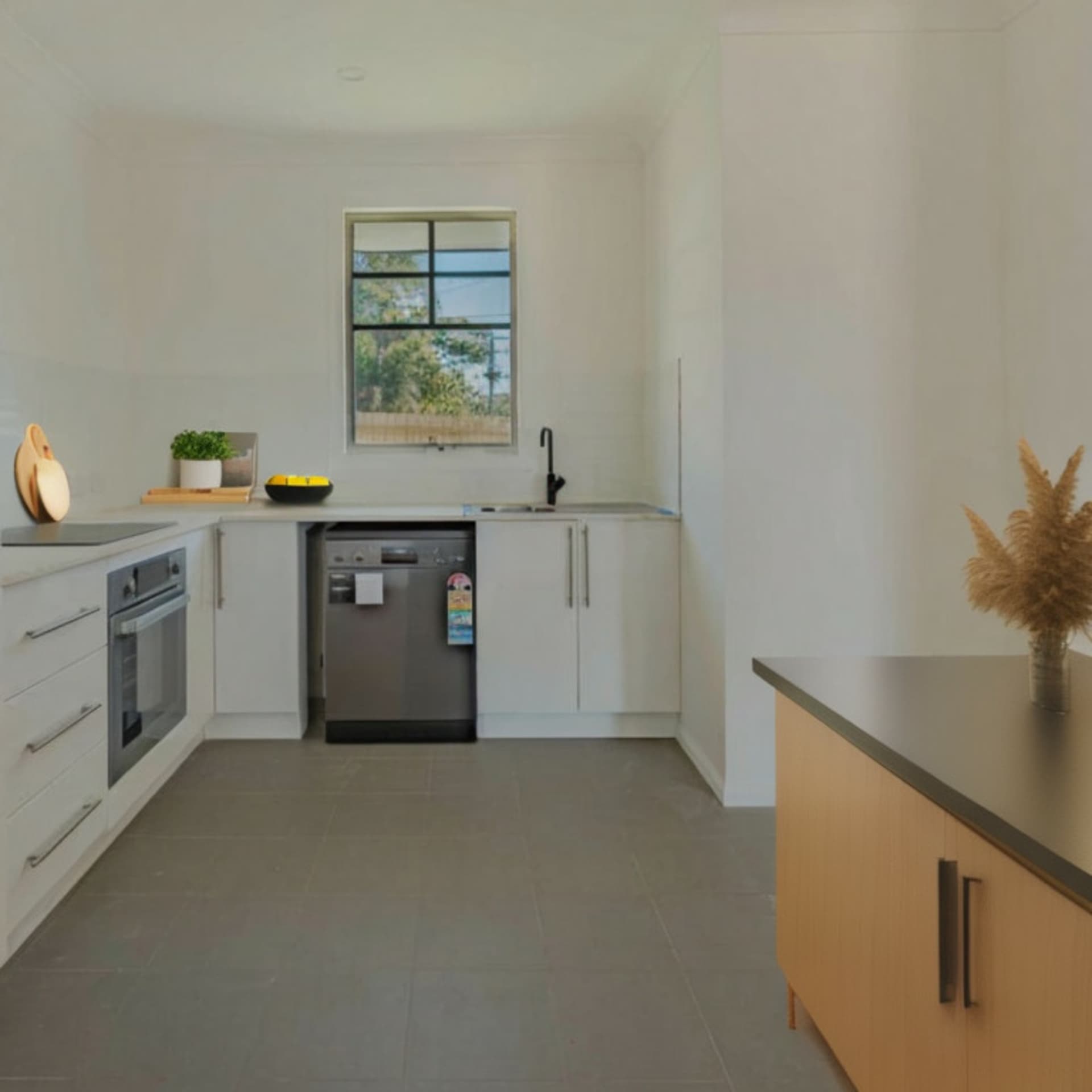 26 Guthrie Street, Russell Island, Russell Island - Thumbnail 3