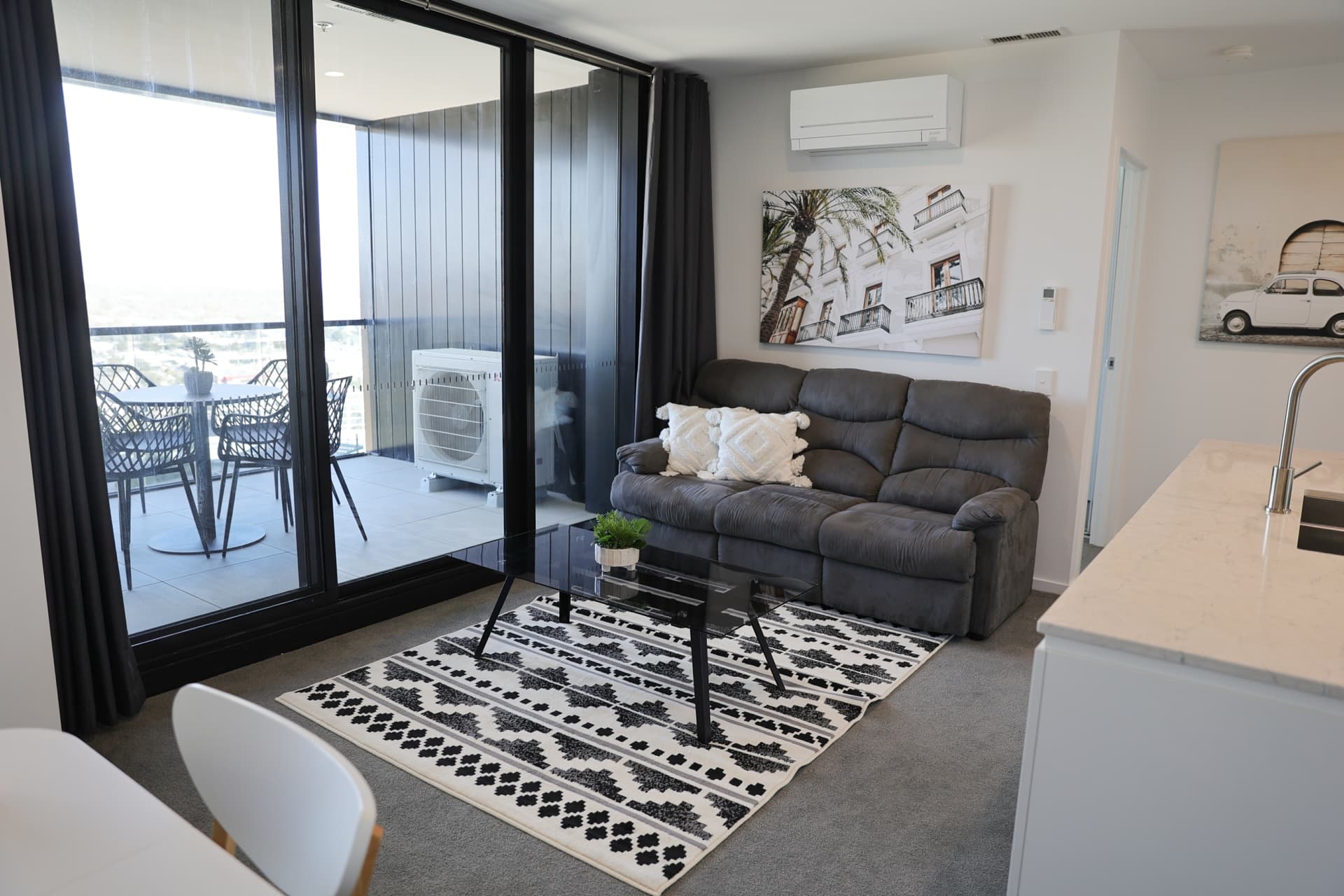 2705/1 Grazier Lane, Belconnen, Belconnen - Thumbnail 4