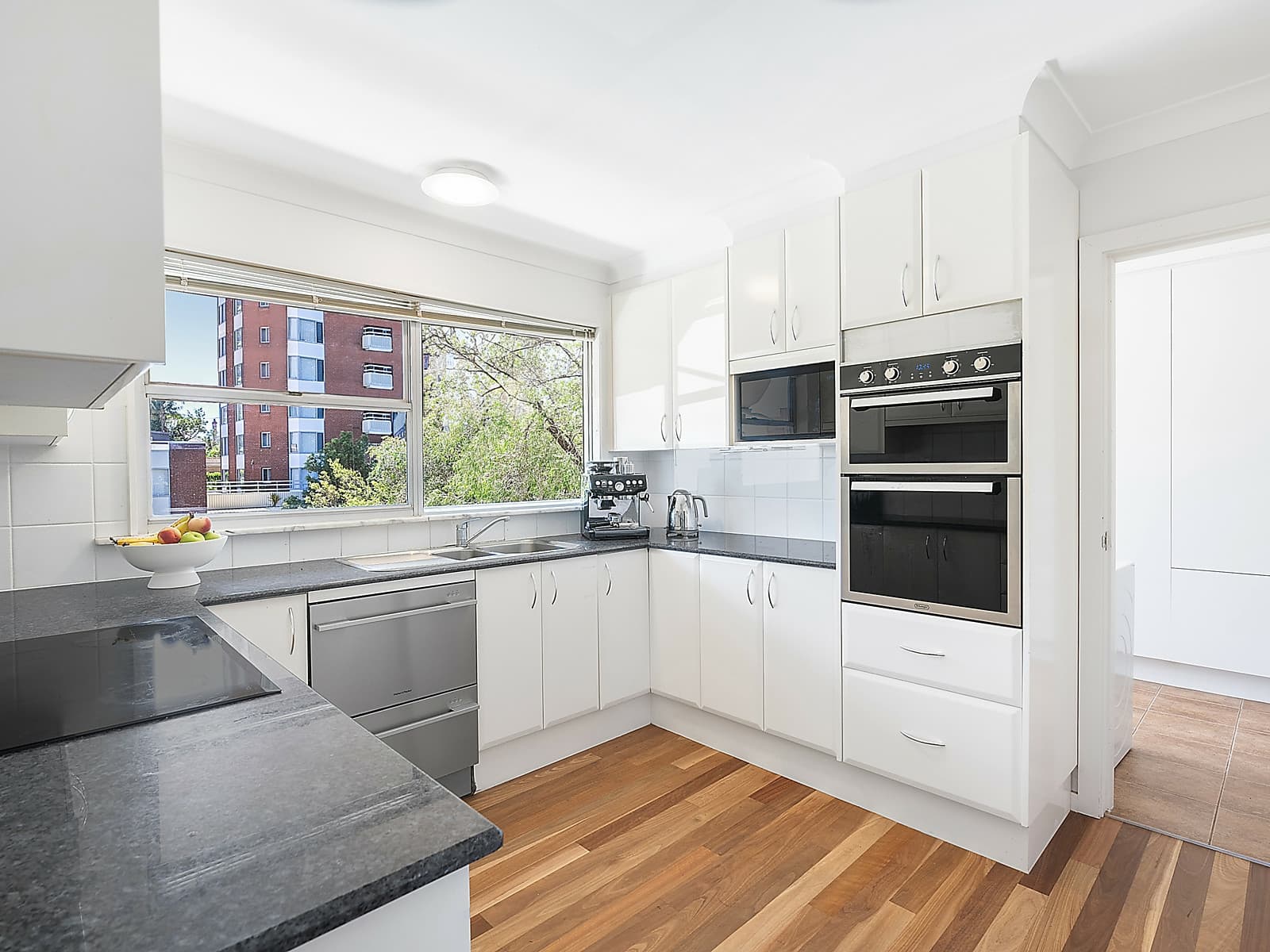 5/24 Birkley Road,Manly, Manly - Thumbnail 5