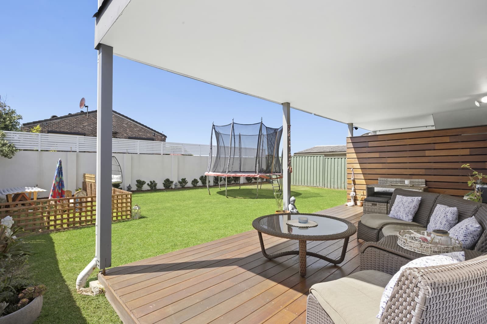 11 & 11A Oorana Avenue,Phillip Bay, Phillip Bay - Thumbnail 3