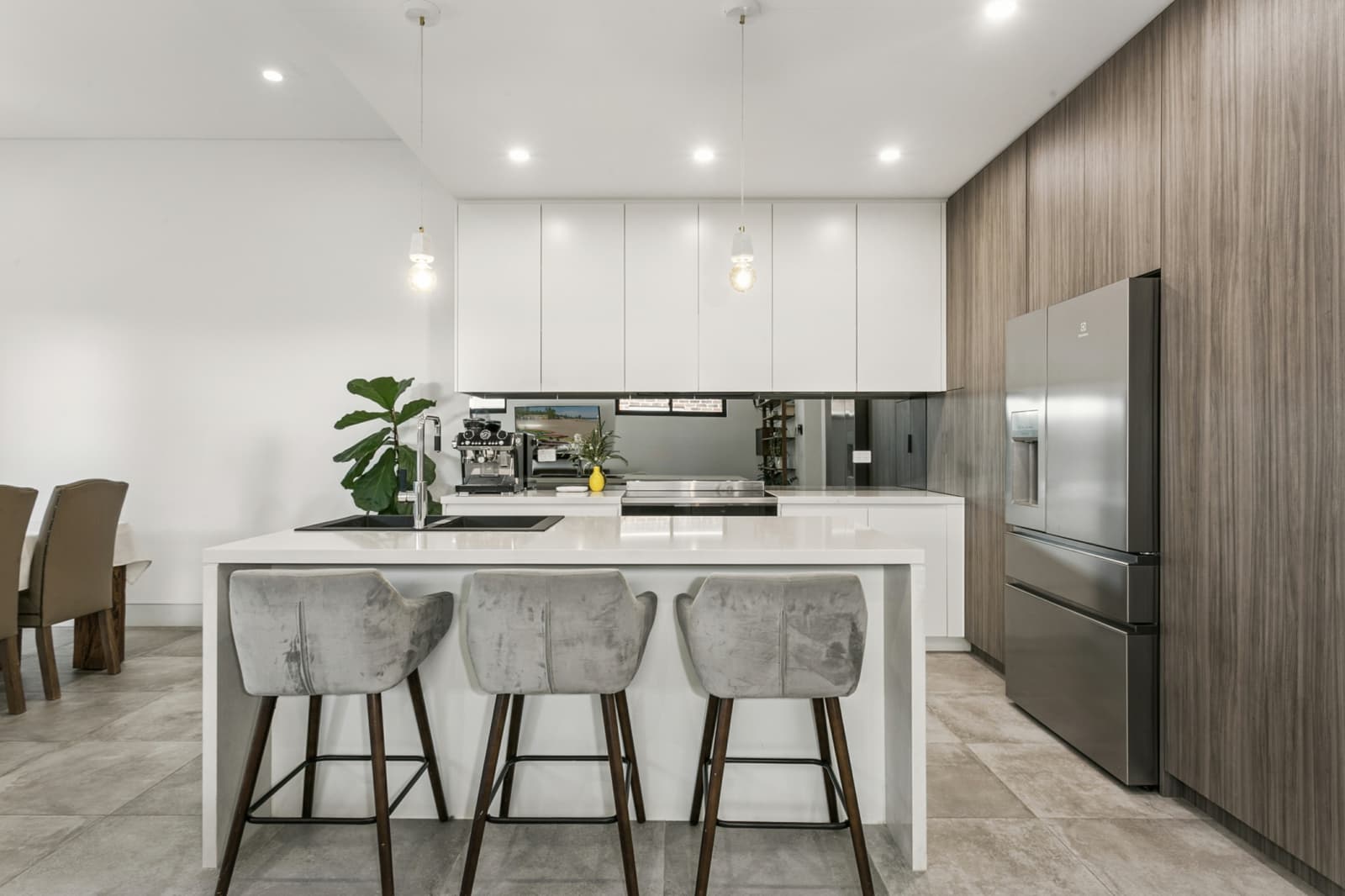 25B Blamey Avenue,Caringbah South, Caringbah South - Thumbnail 2