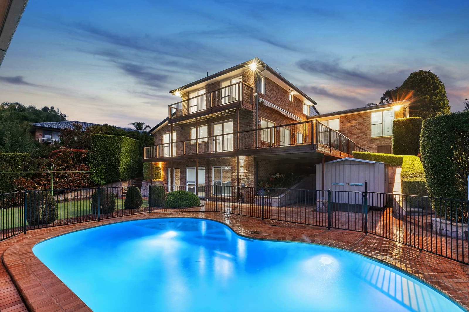 178 Ridgecrop Drive,Castle Hill, Castle Hill - Thumbnail 2