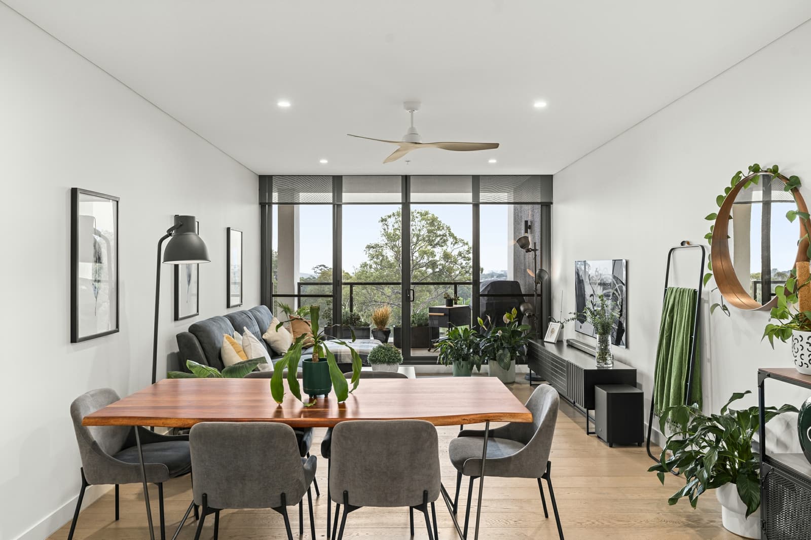 604/13 Spurway Drive,Norwest, Norwest - Thumbnail 2