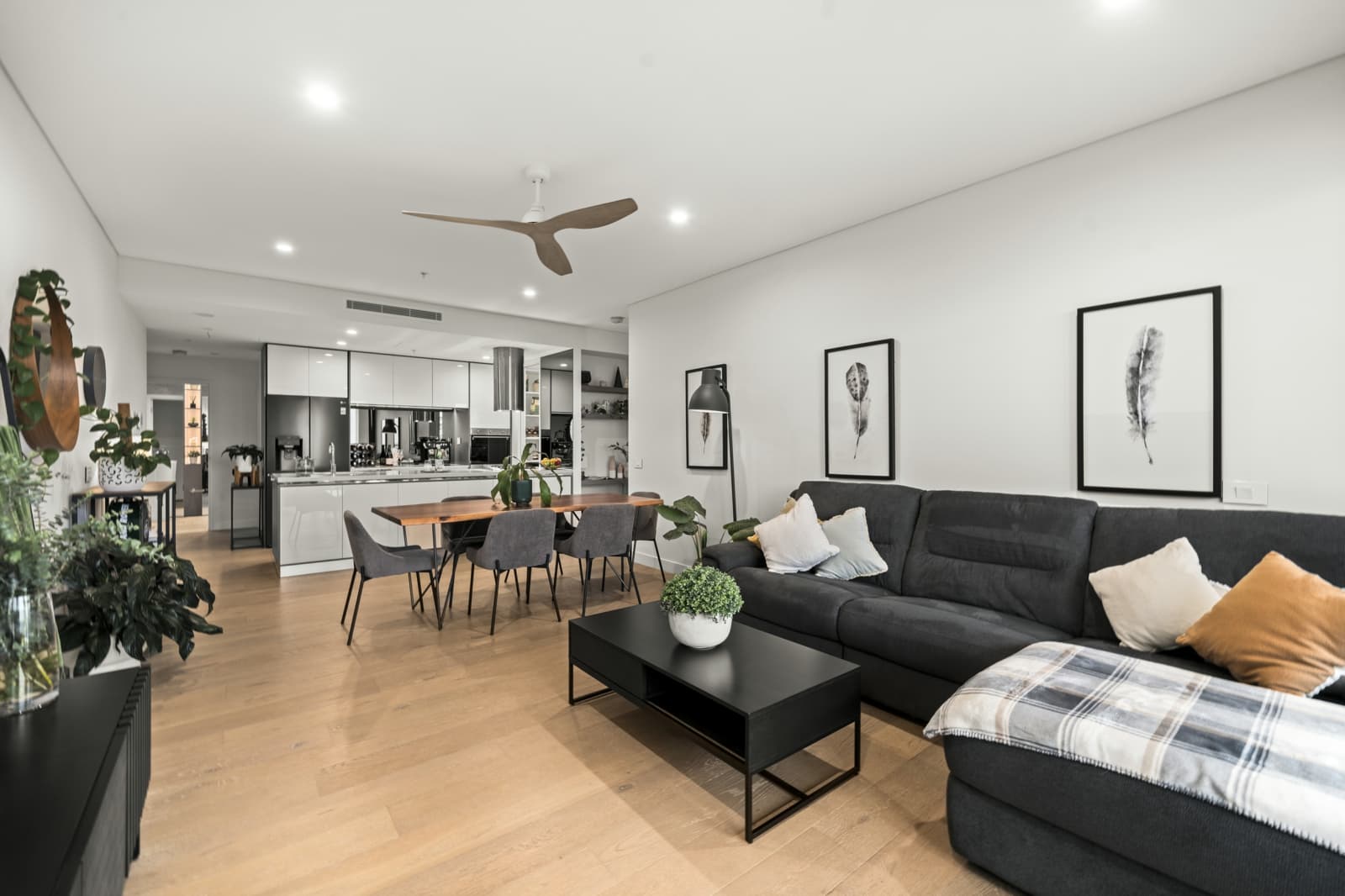604/13 Spurway Drive,Norwest, Norwest - Thumbnail 3