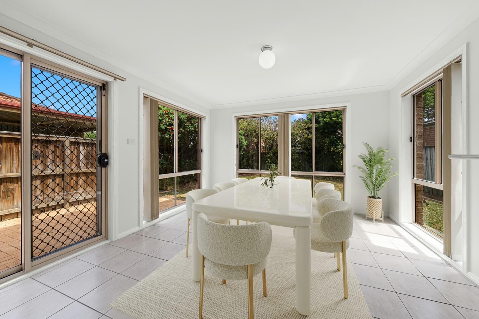 54 Millcroft Way,Beaumont Hills, Beaumont Hills - Thumbnail 3