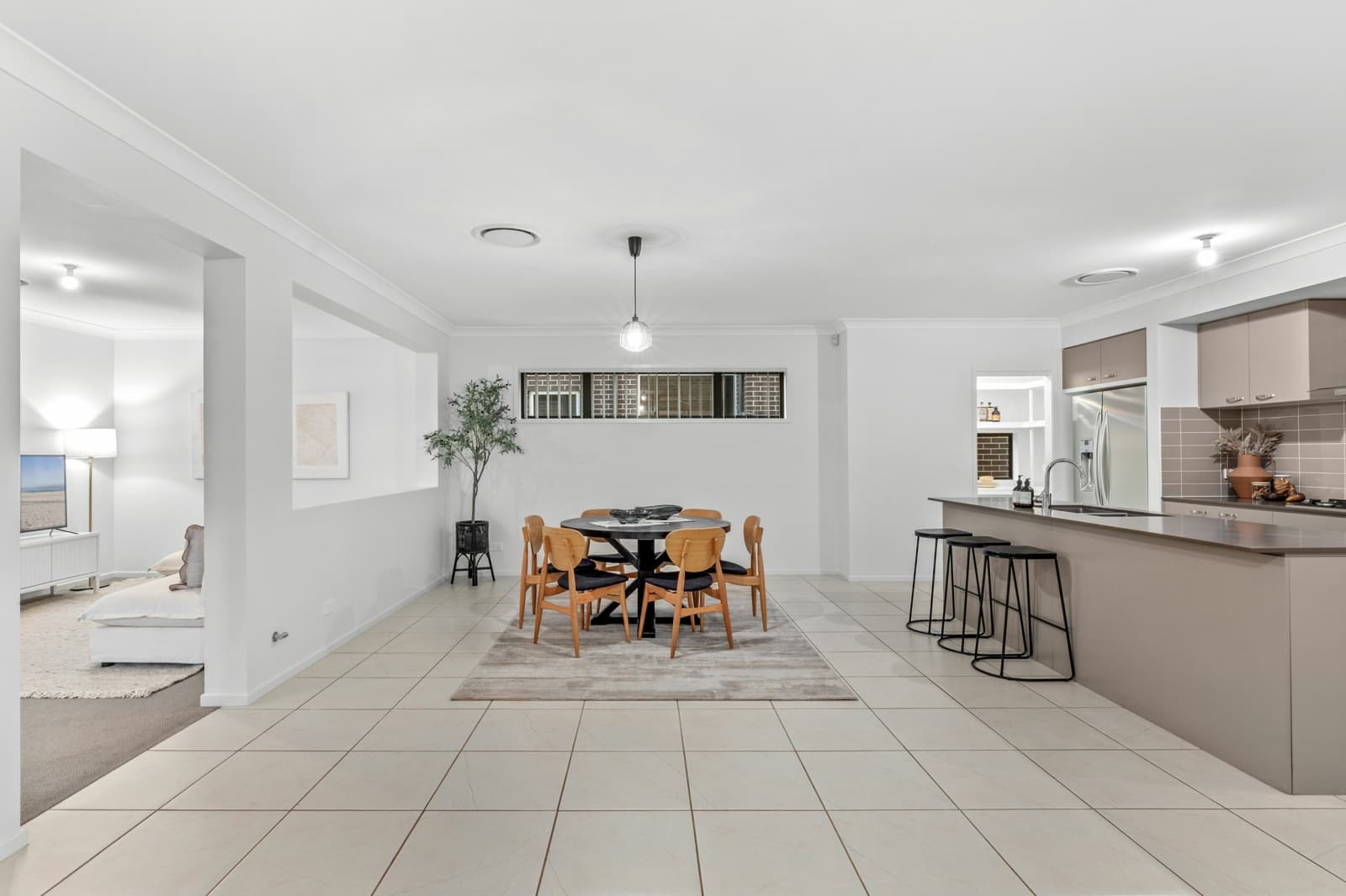111 Hannaford Avenue,Box Hill, Box Hill - Thumbnail 6