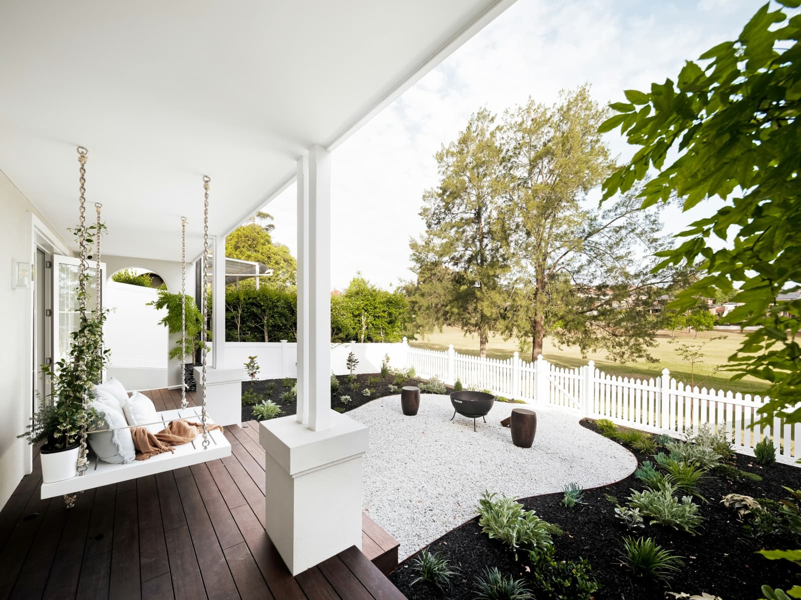 8A Ripley Glade, Bella Vista - Image 1