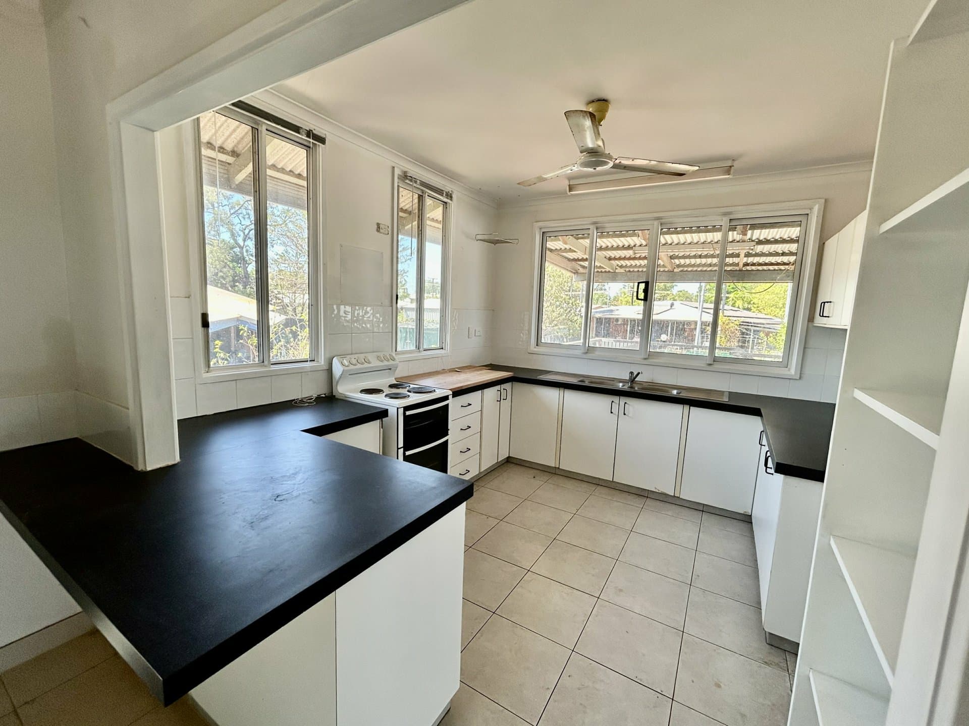 14 Light Court, Katherine, Katherine - Thumbnail 2
