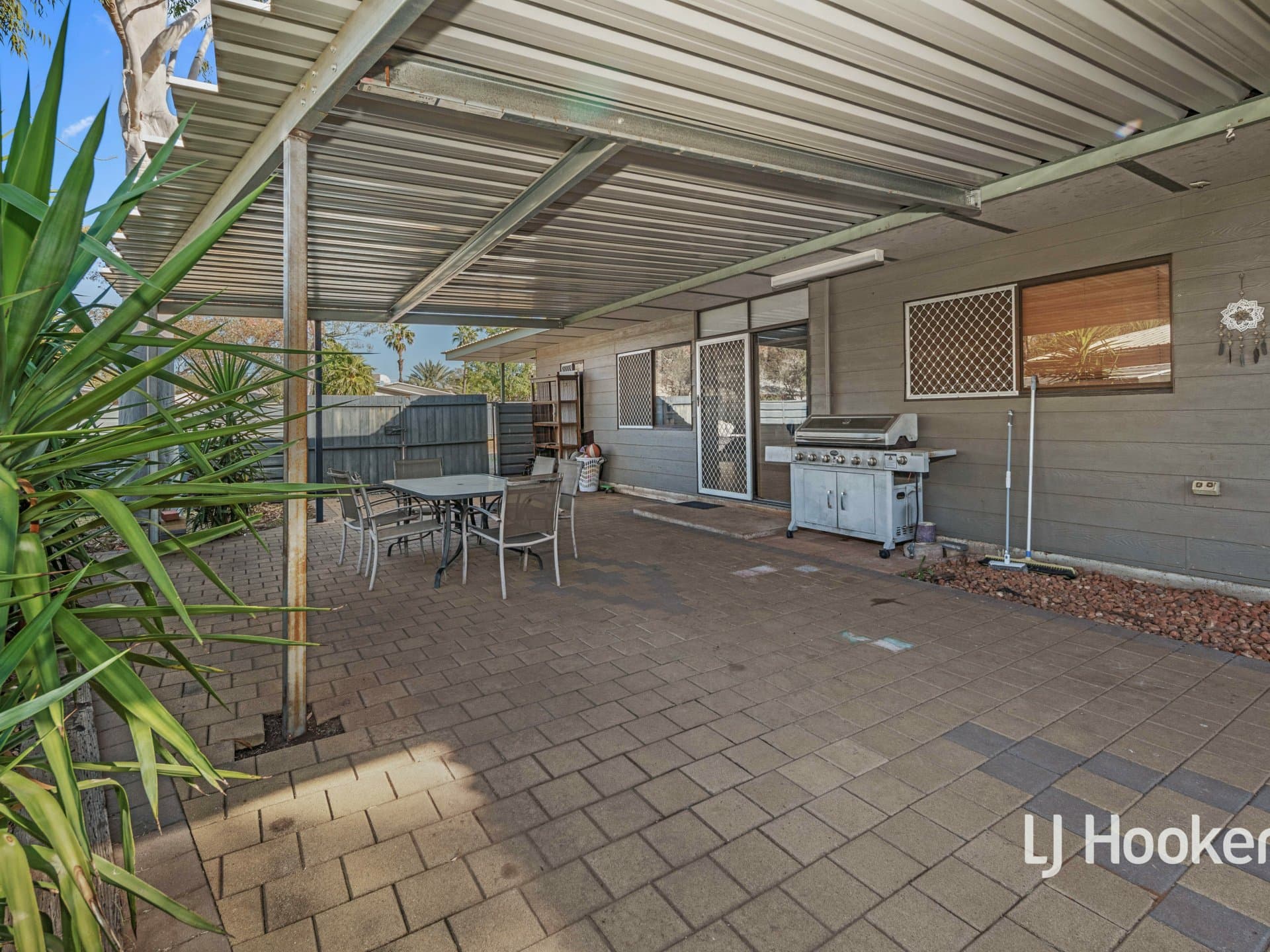 28 Engoordina Drive, Larapinta, Larapinta - Thumbnail 2
