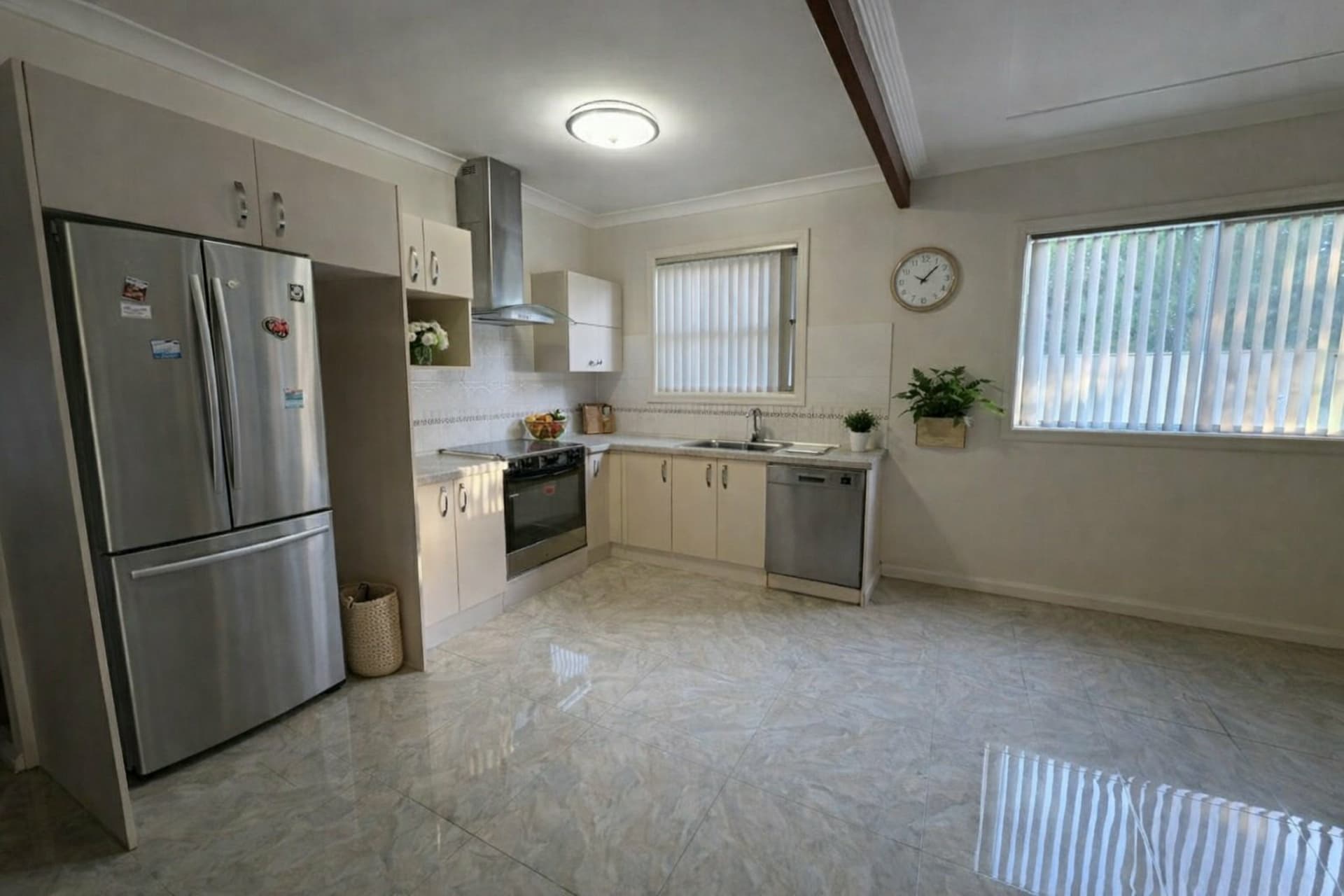 30 Boyd St, Swansea, Swansea - Thumbnail 4