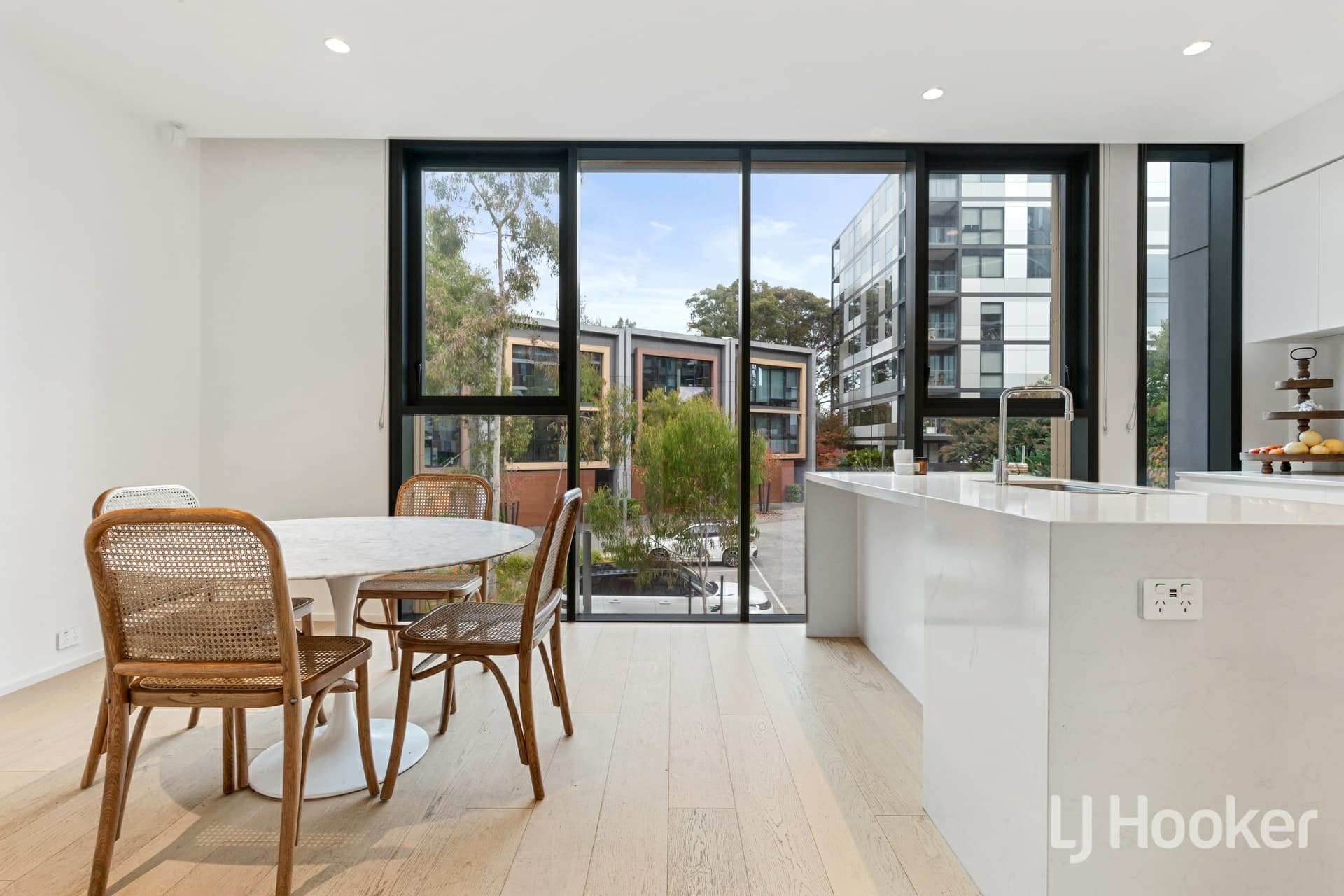 12 Periwinkle Place, Armadale, Armadale - Thumbnail 3