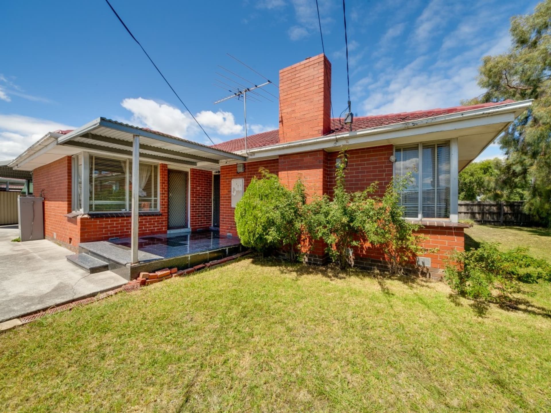 1 Kingsclere Avenue, Keysborough, Noble Park - Thumbnail 2