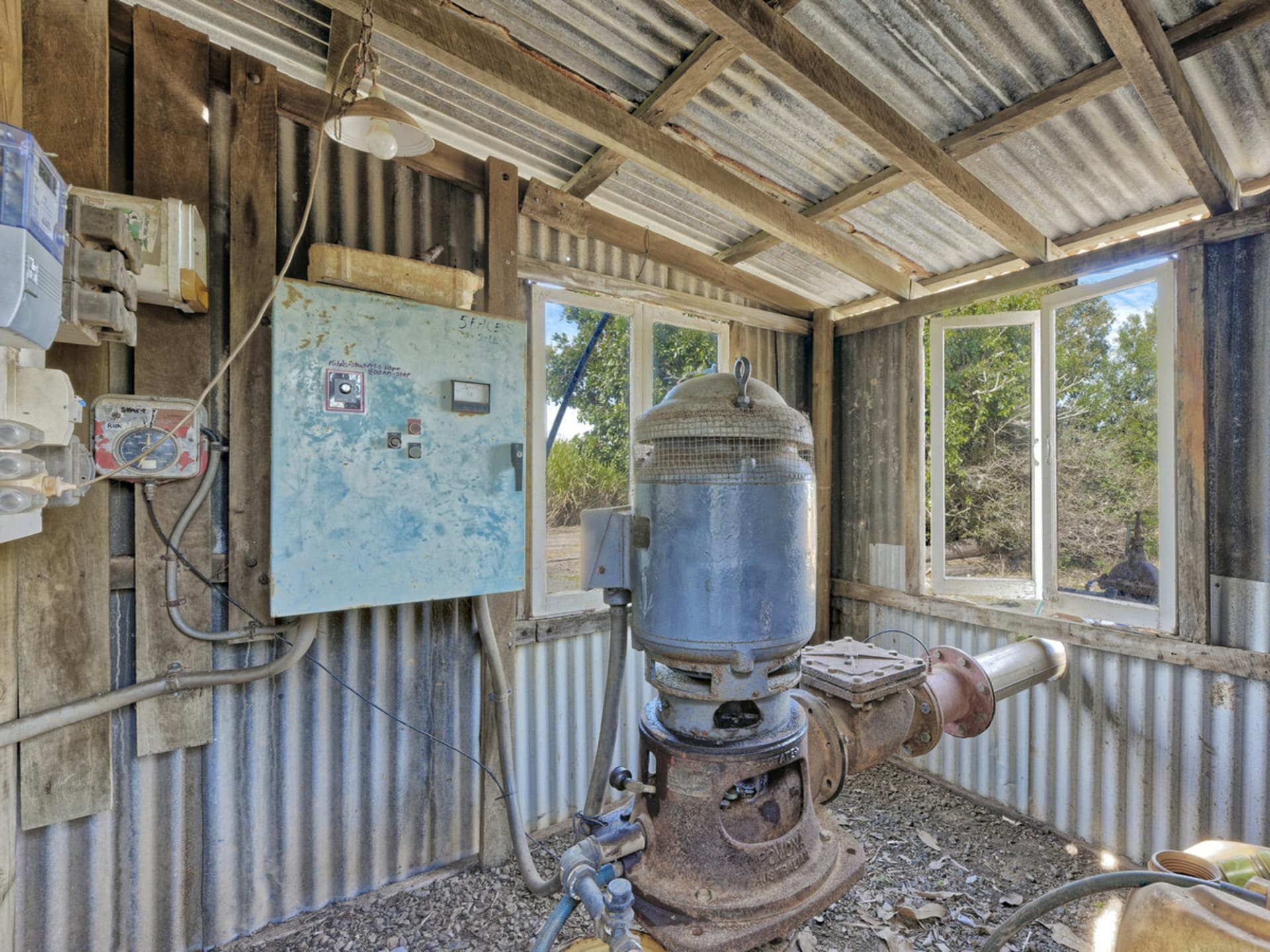 101 Fairydale Road, Moore Park Beach, Moore Park Beach - Thumbnail 7