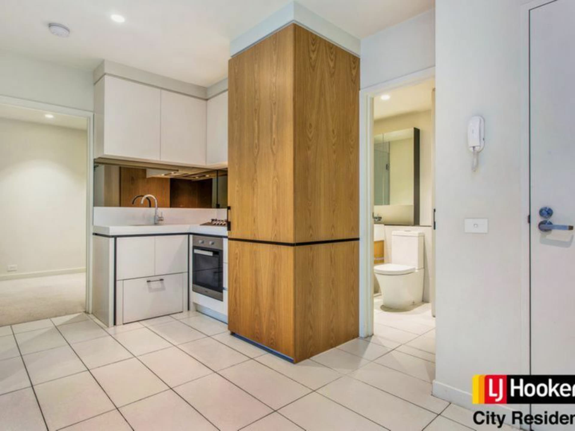 124/4-10 Daly Street, South Yarra, South Yarra - Thumbnail 2
