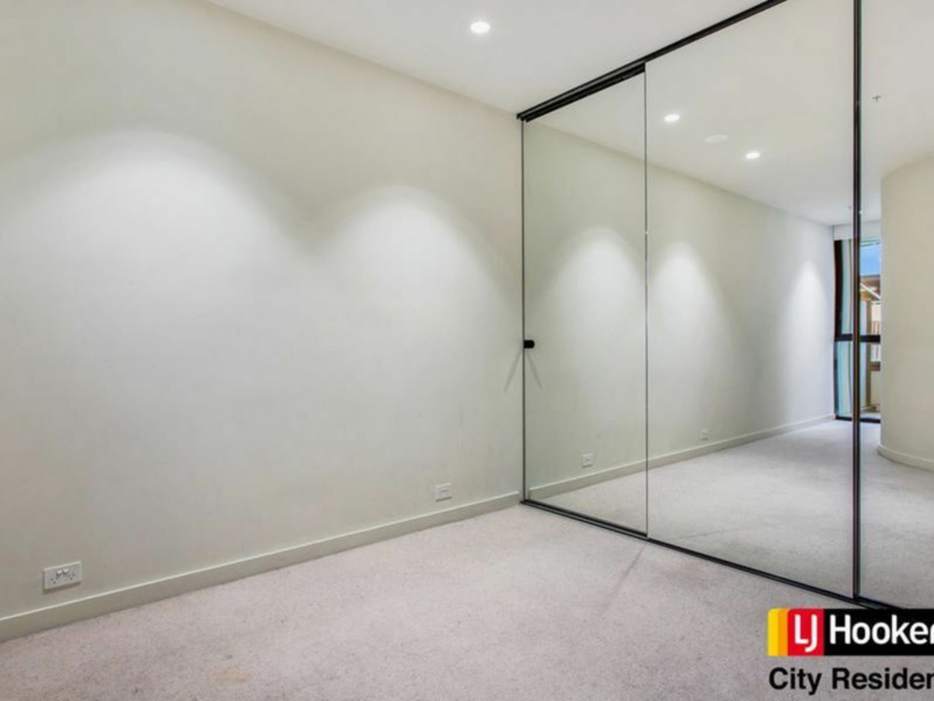 124/4-10 Daly Street, South Yarra, South Yarra - Thumbnail 5