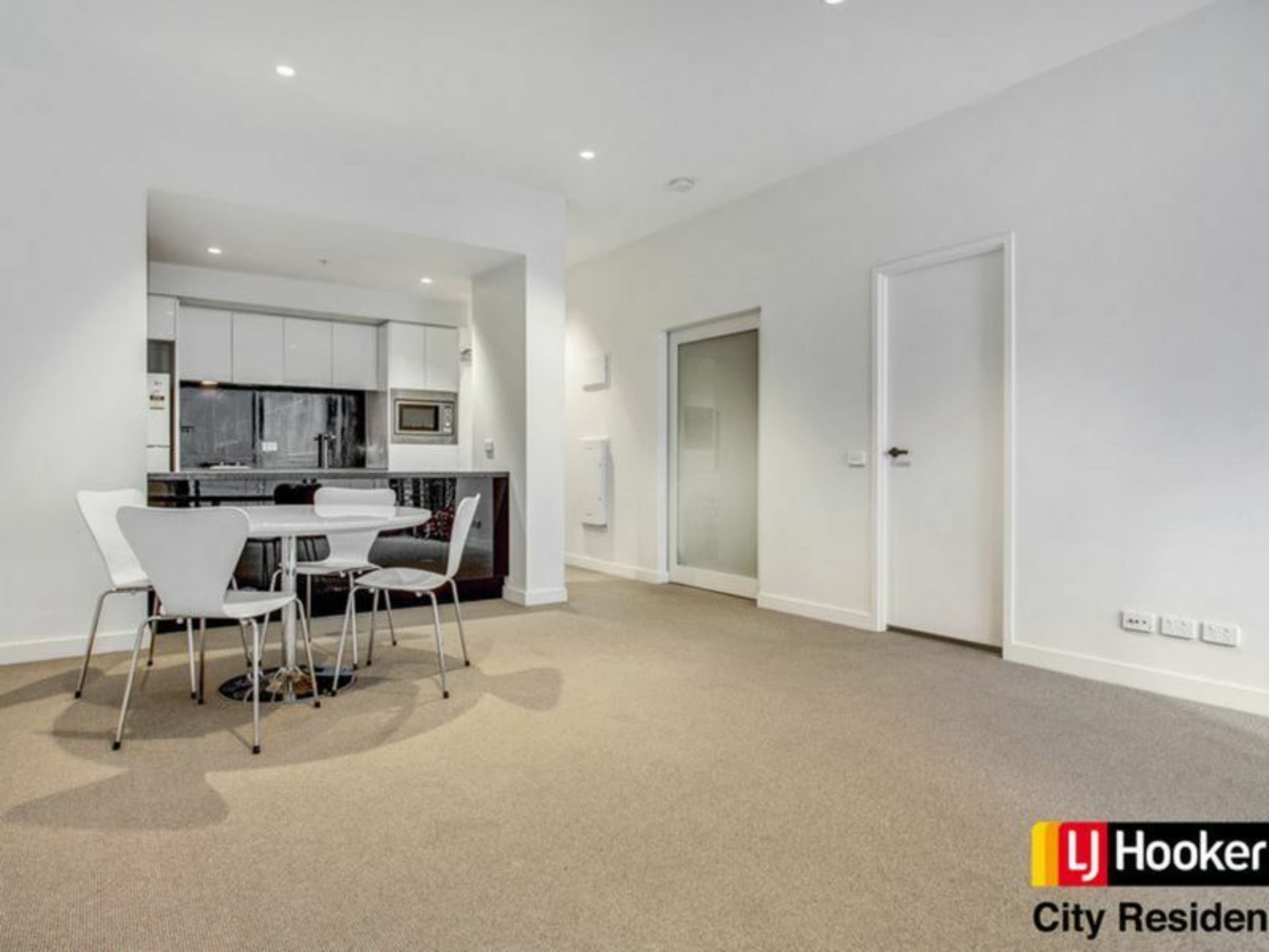 615/199 William Street, Melbourne, Melbourne - Thumbnail 2