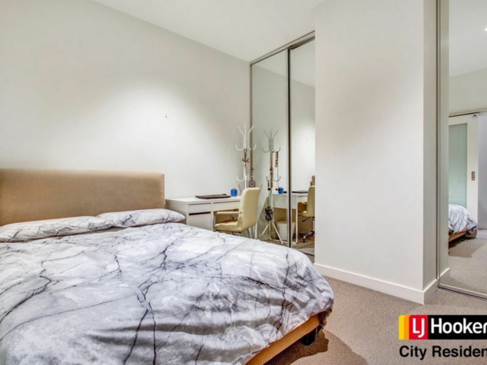 615/199 William Street, Melbourne, Melbourne - Thumbnail 5