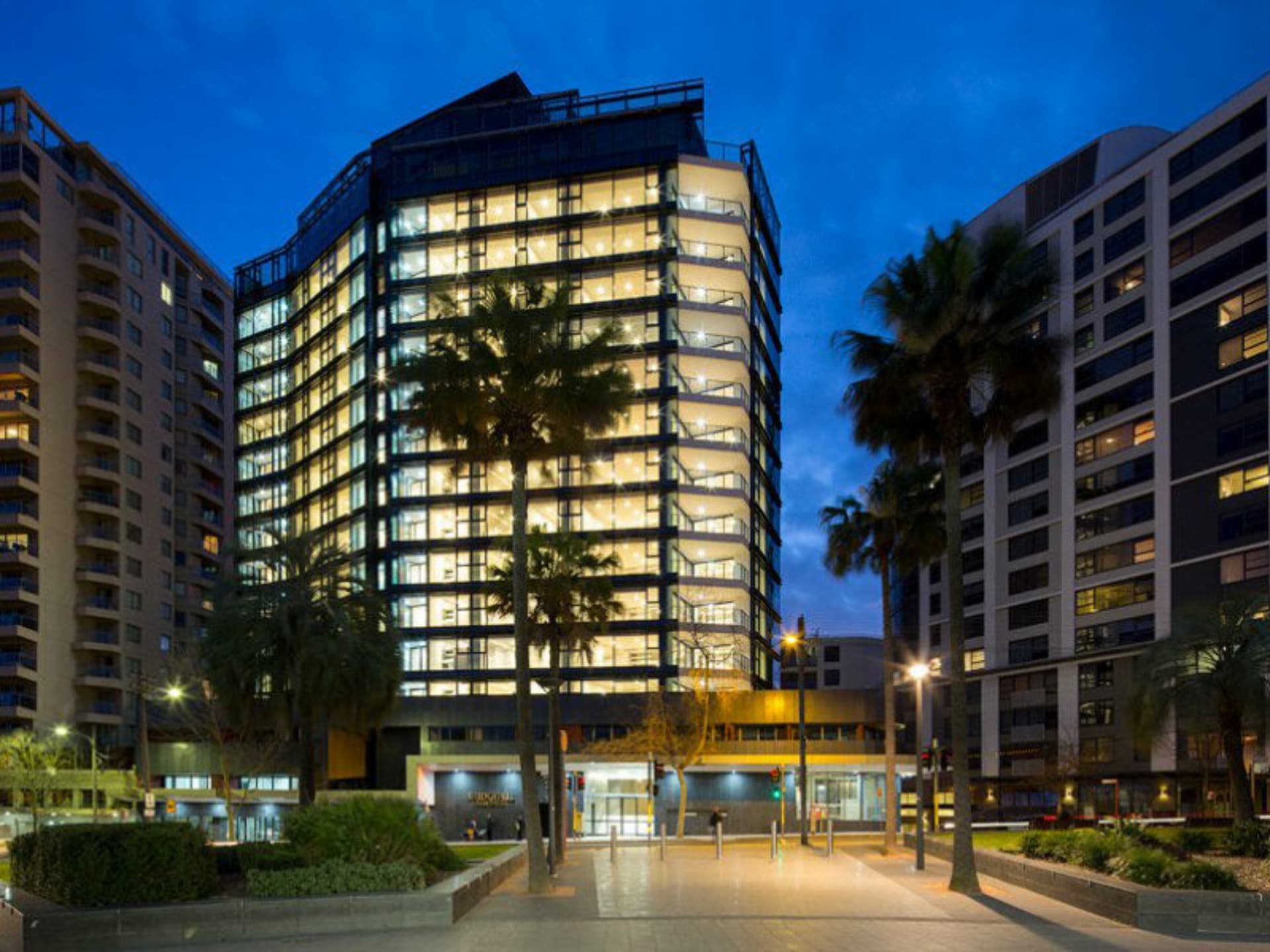 80 Alfred Street, Milsons Point, Milsons Point - Thumbnail 2