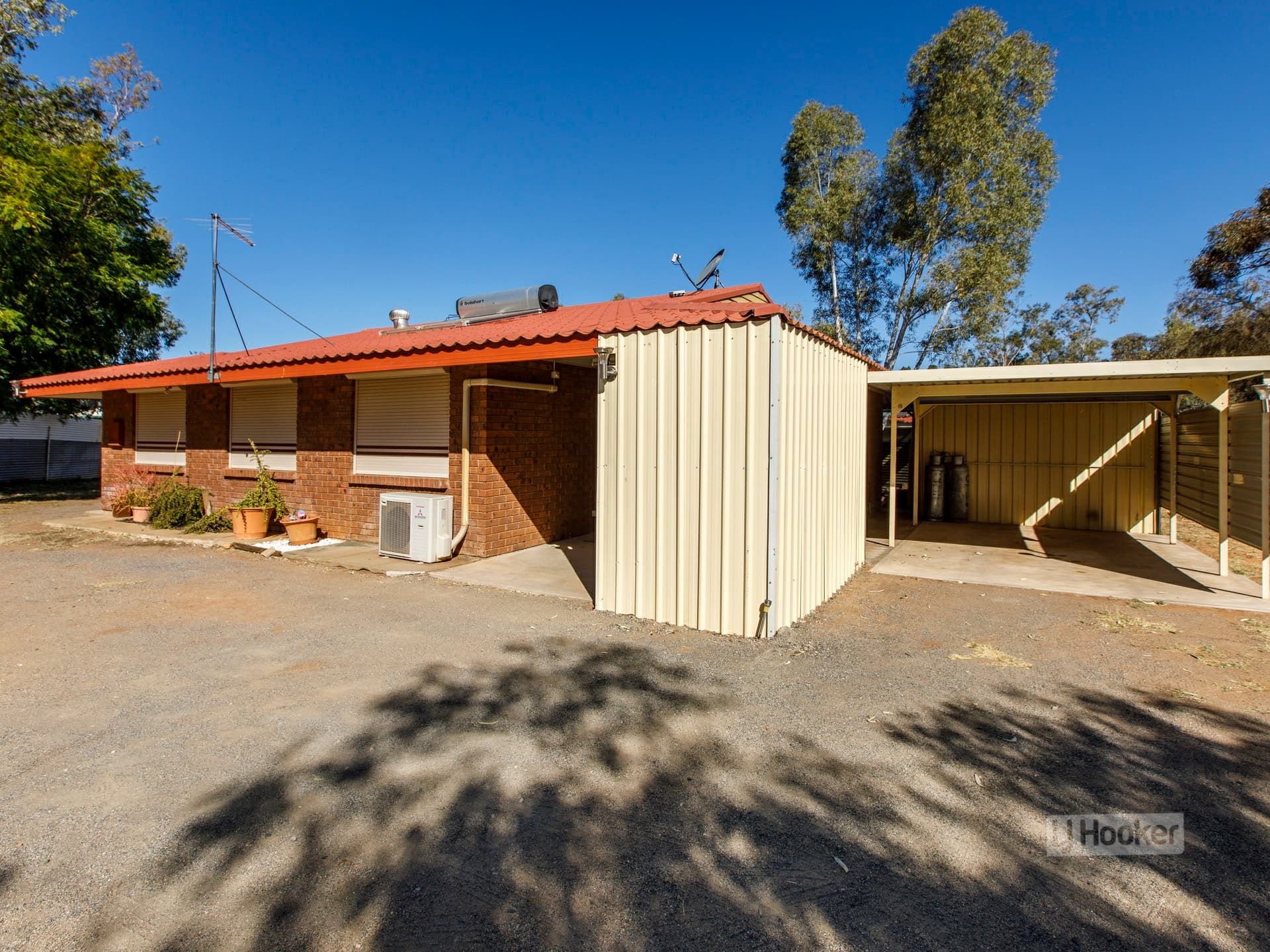 6 Saltwell Street, Larapinta, Larapinta - Thumbnail 2